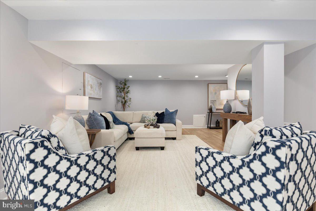 SENECA RIDGE - Residential