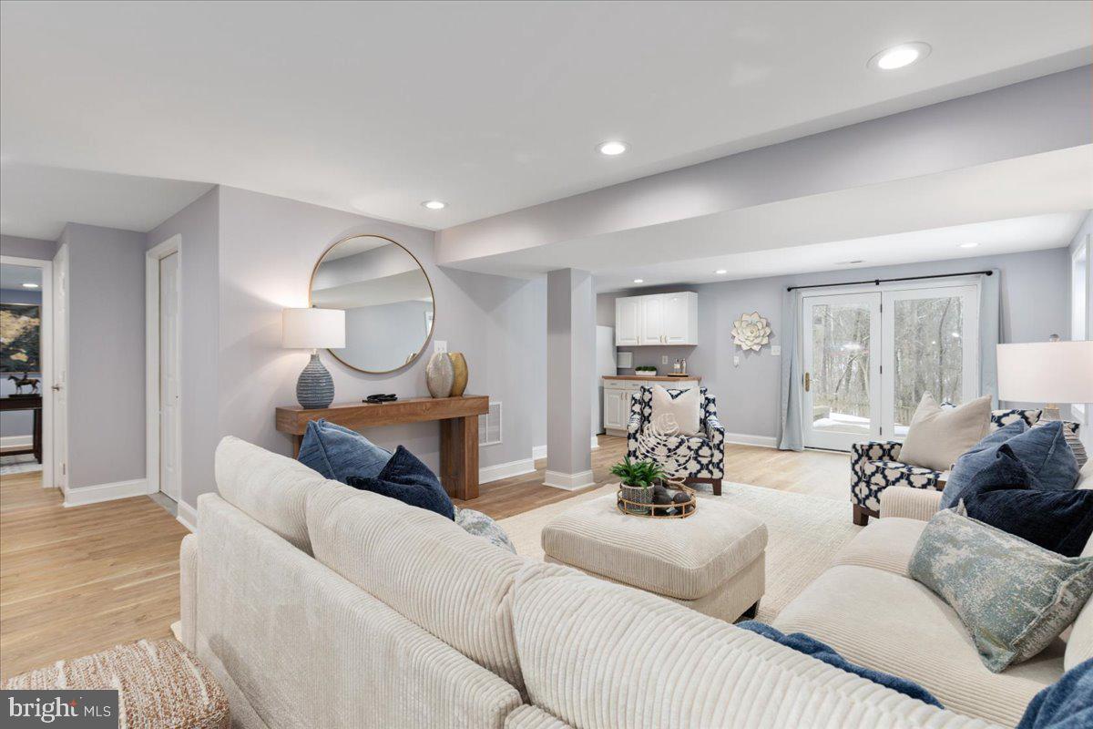 SENECA RIDGE - Residential