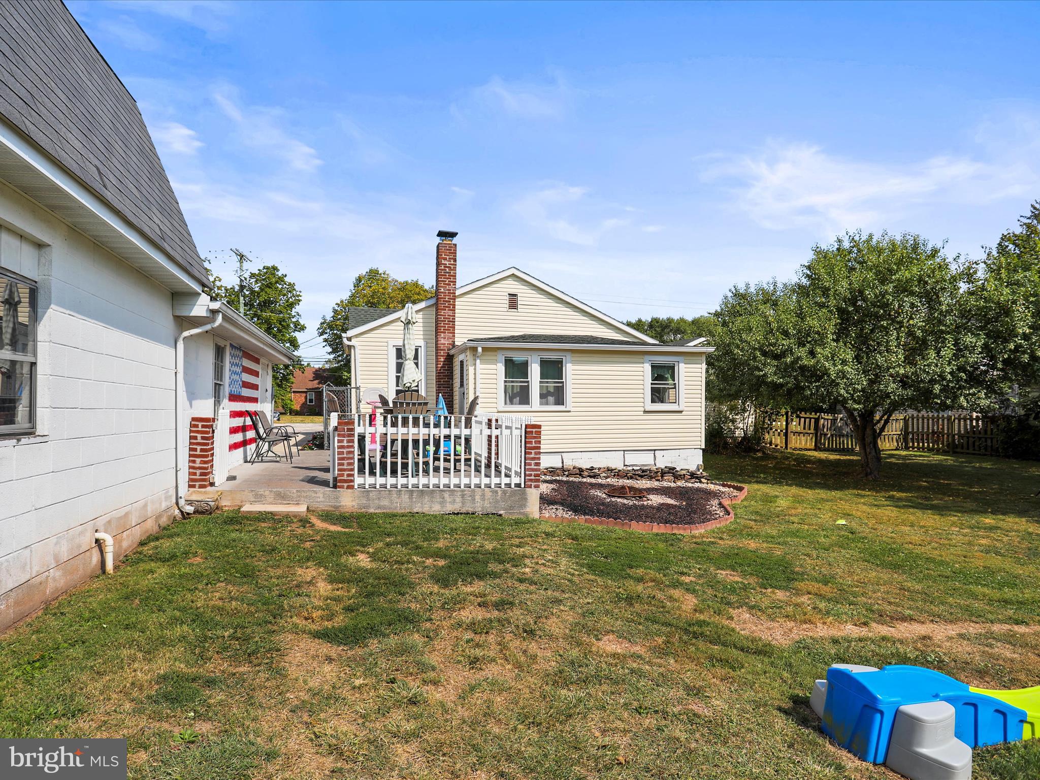 NONE, RURAL - Residential