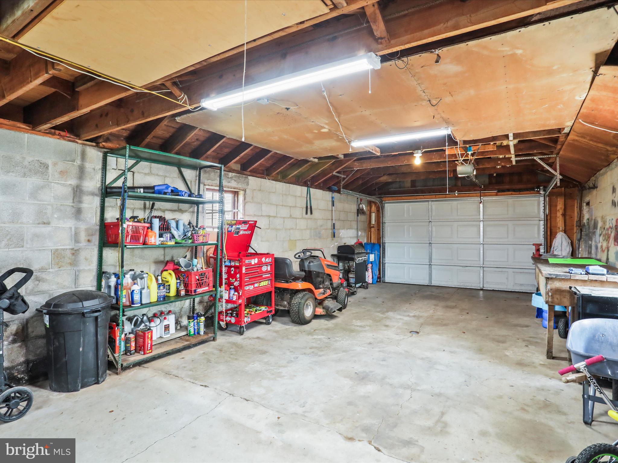 NONE, RURAL - Residential