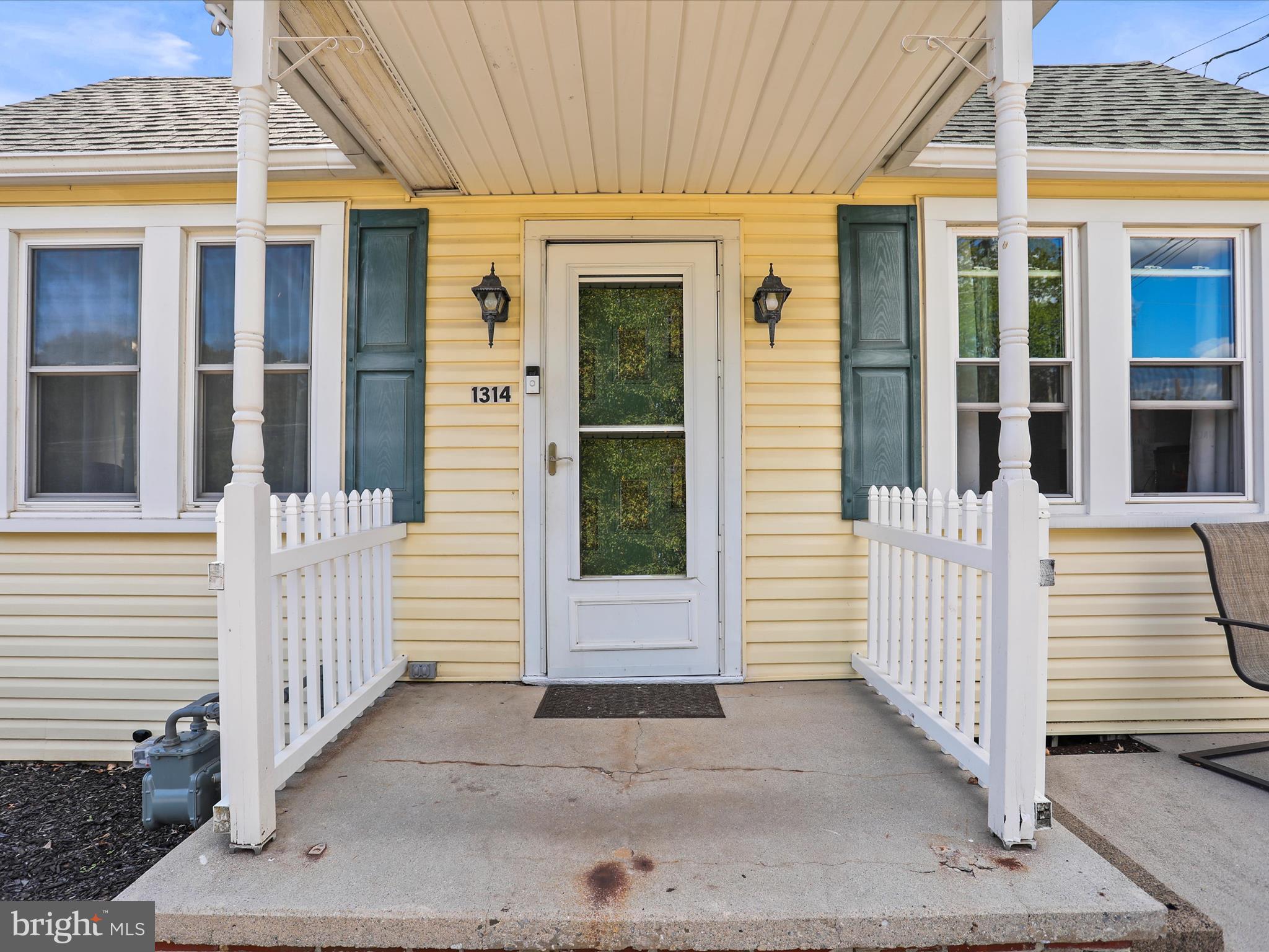 NONE, RURAL - Residential