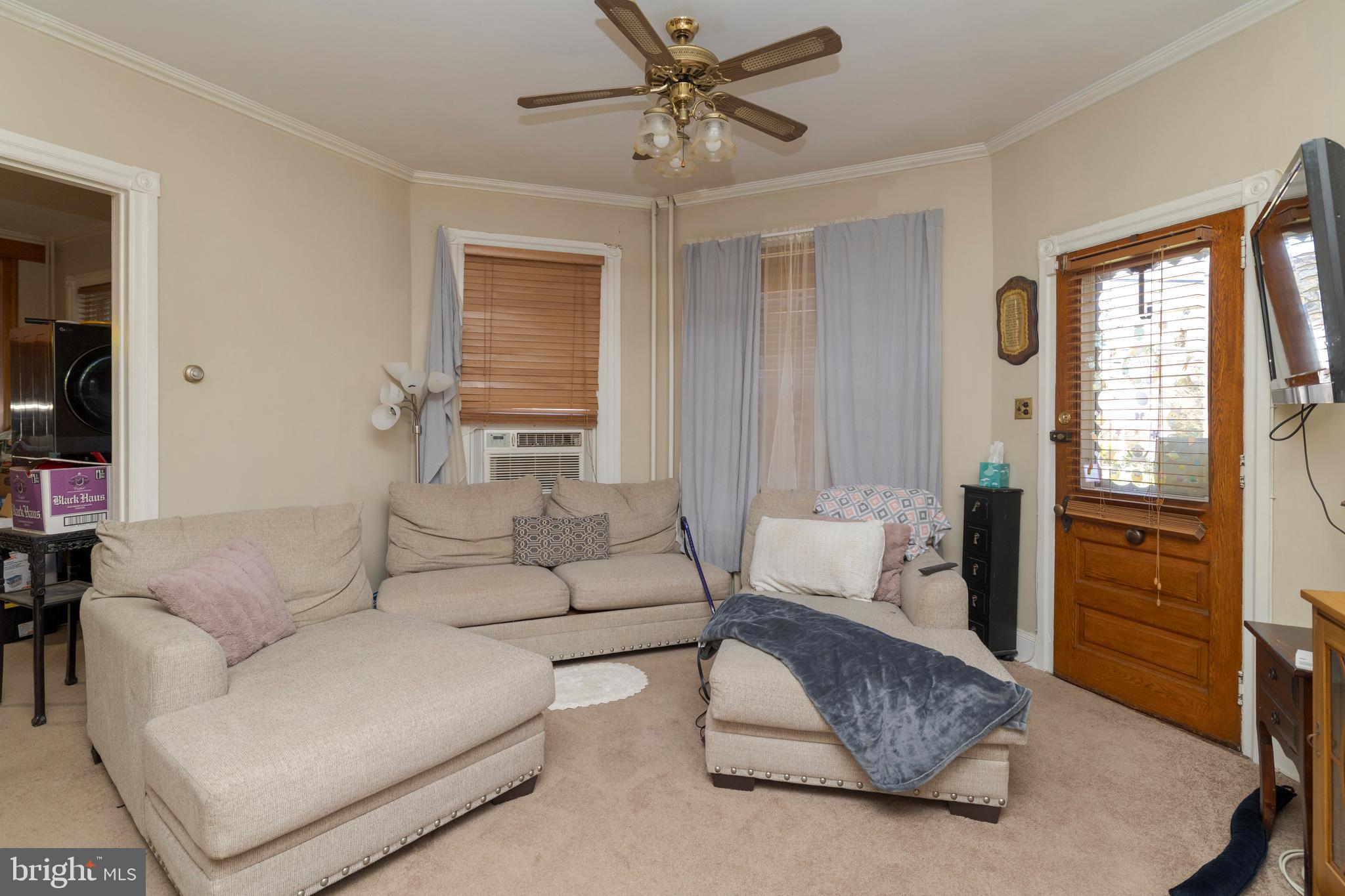 FOX CHASE - Residential