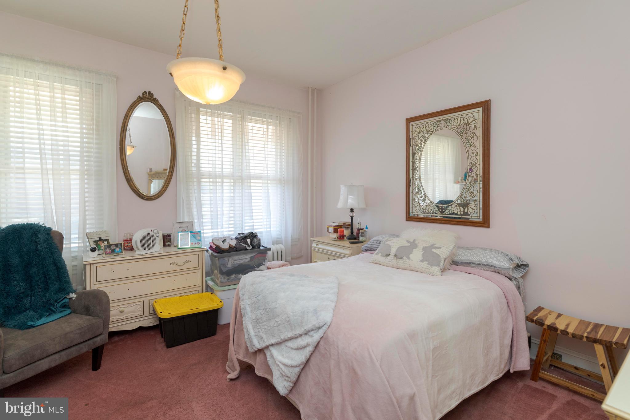 FOX CHASE - Residential