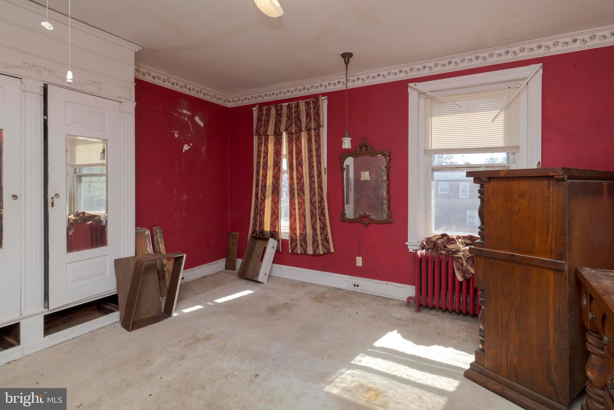 FOX CHASE - Residential