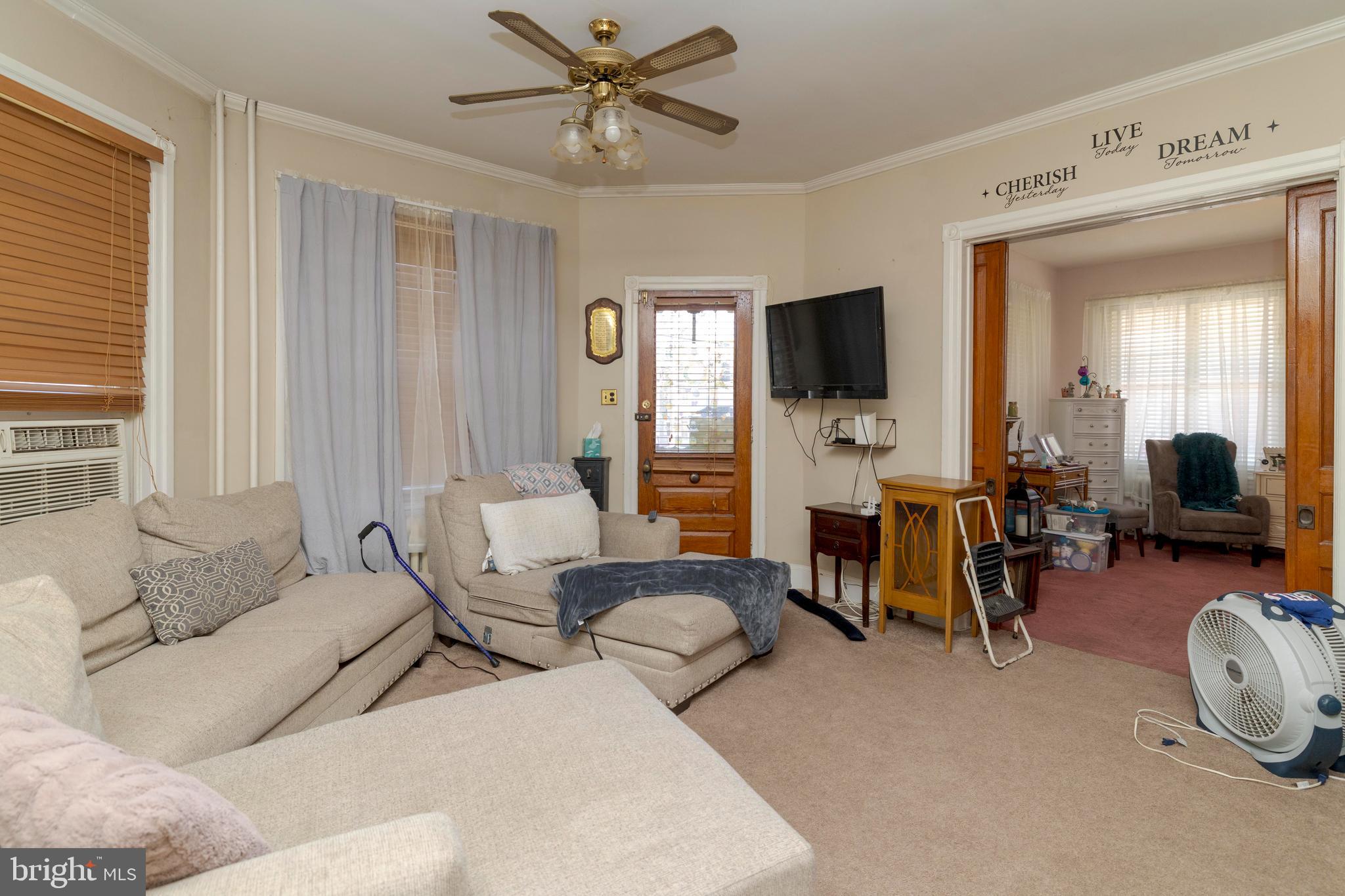 FOX CHASE - Residential