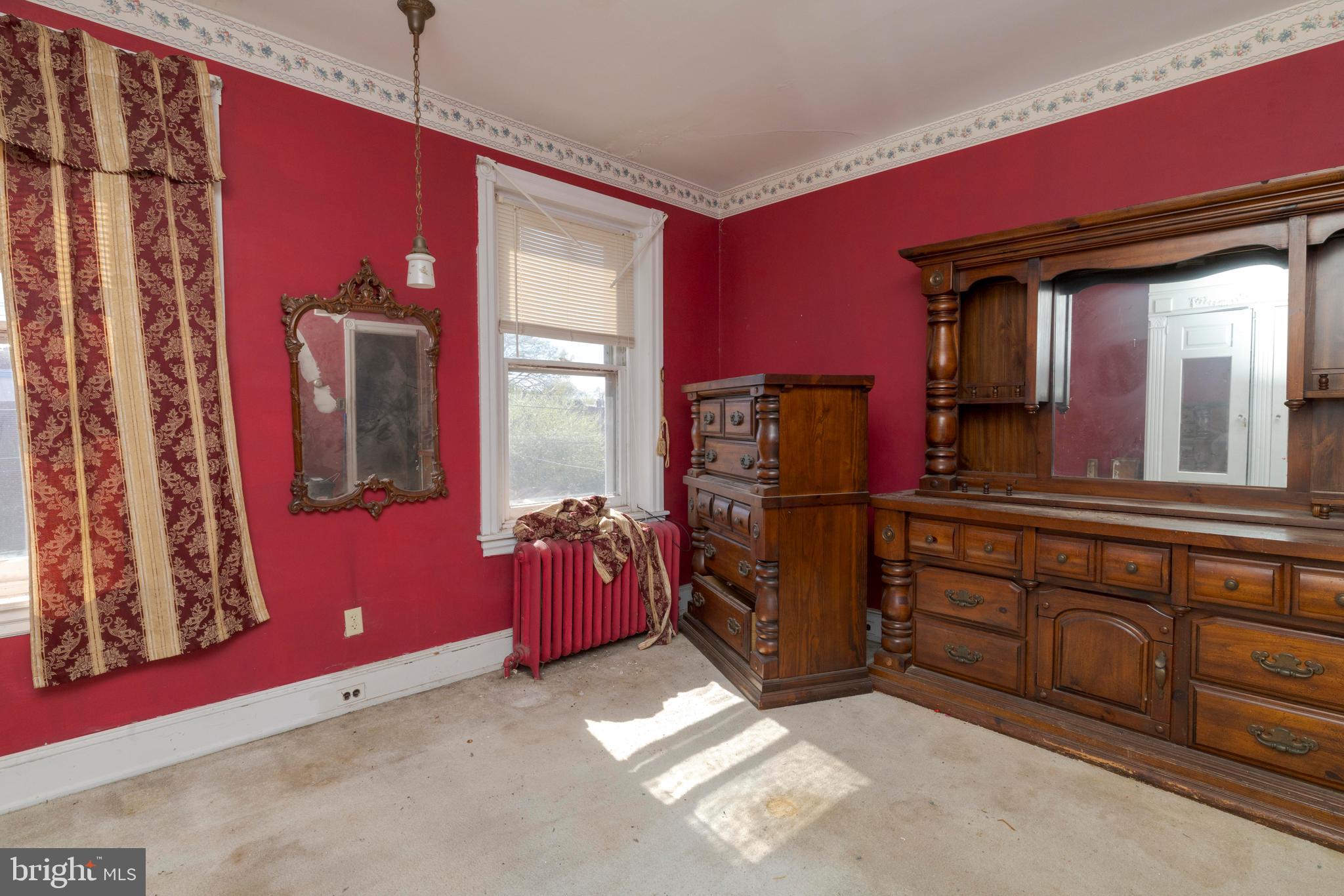 FOX CHASE - Residential