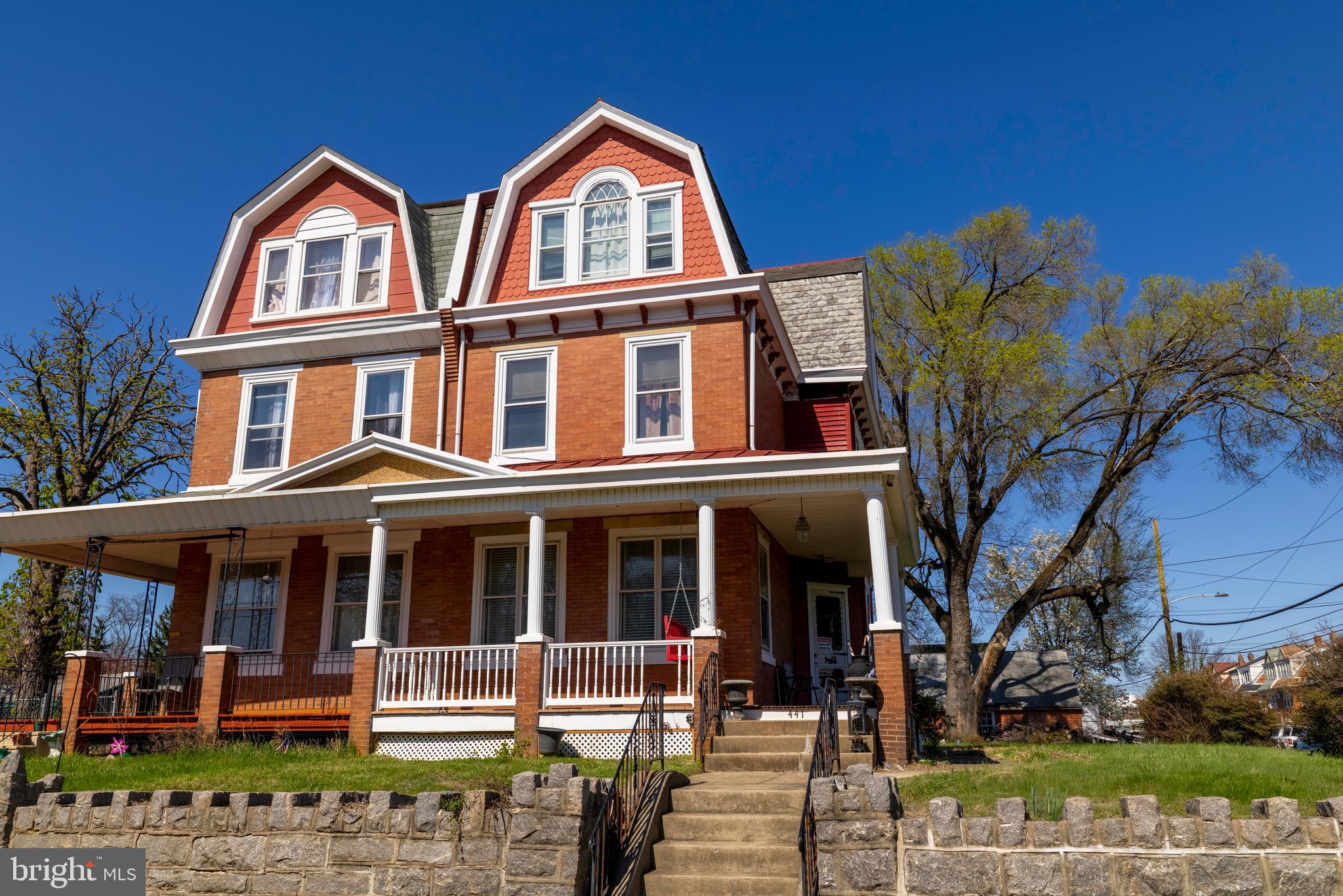 FOX CHASE - Residential