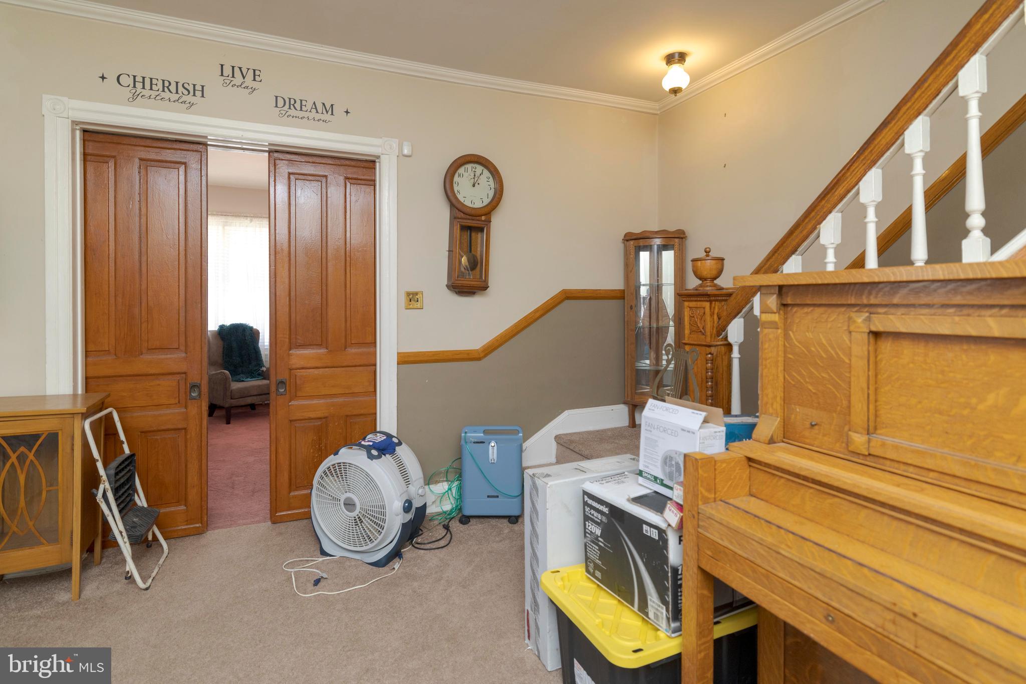 FOX CHASE - Residential