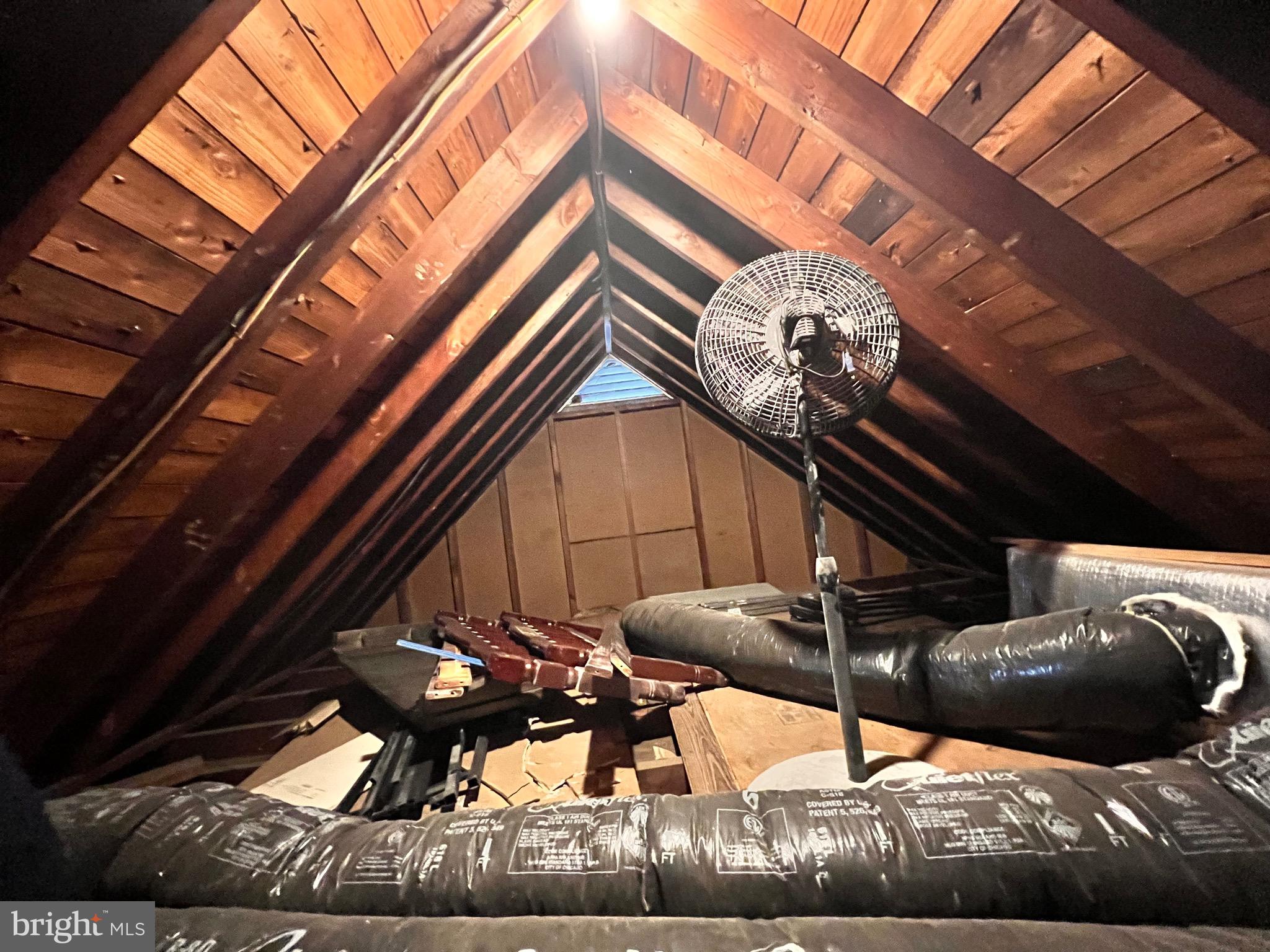 FOX CHASE - Residential