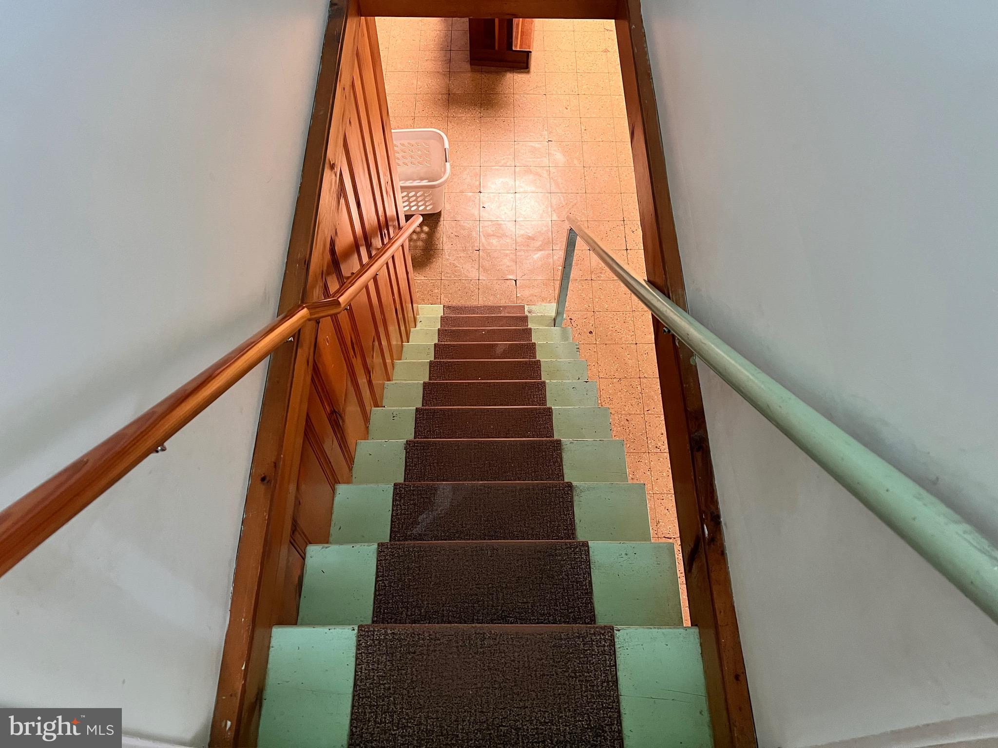 FOX CHASE - Residential