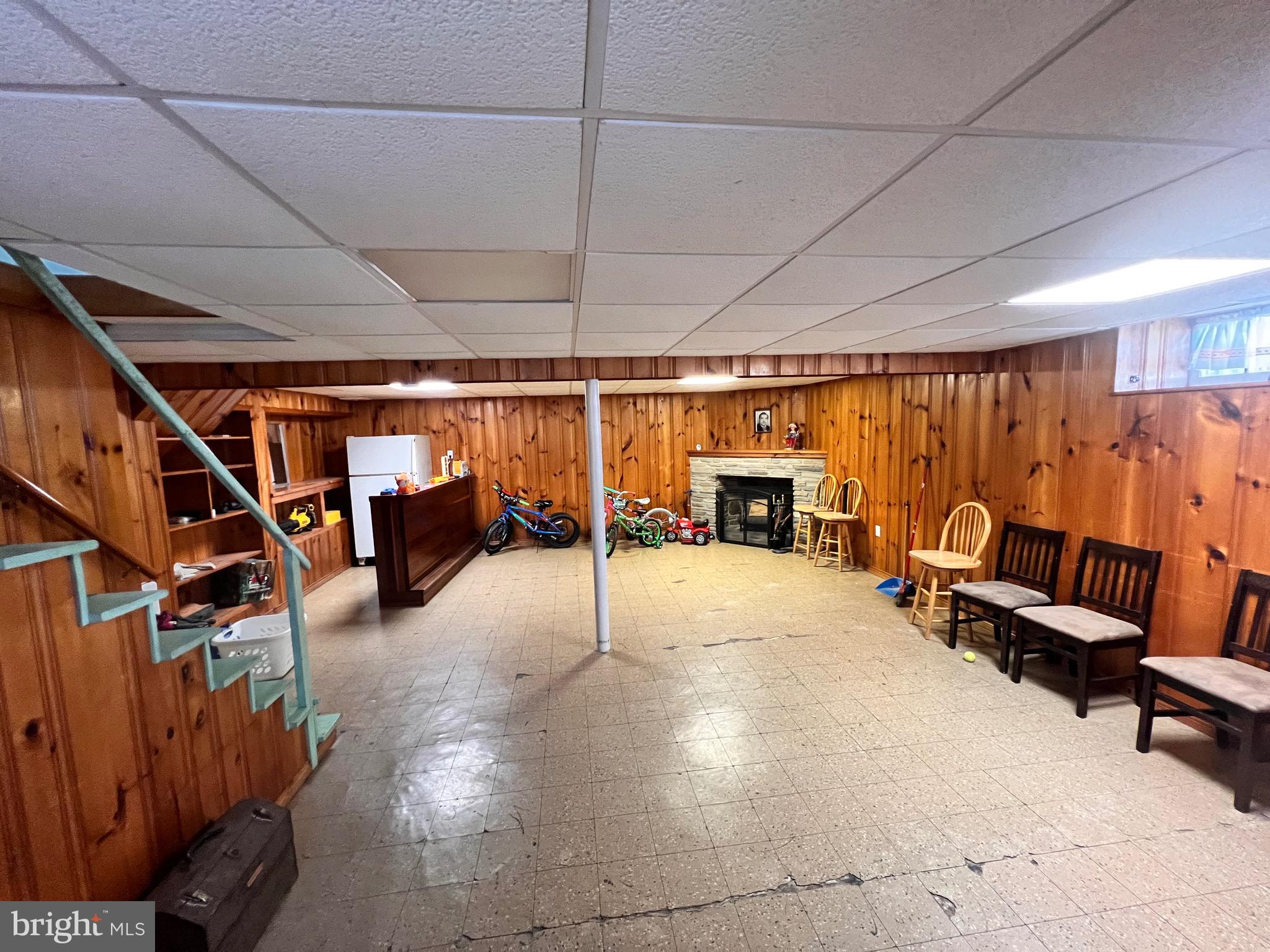 FOX CHASE - Residential