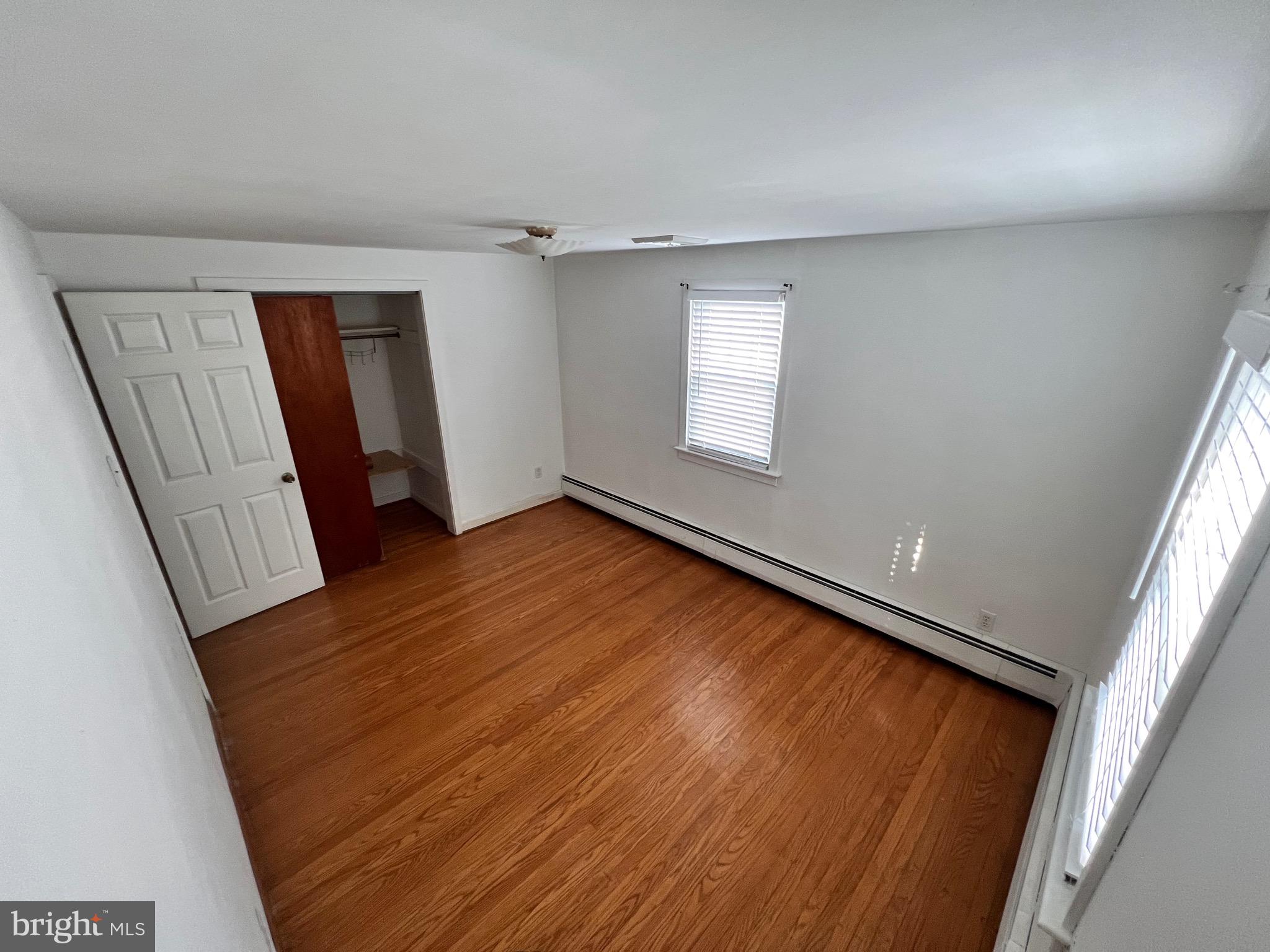 FOX CHASE - Residential