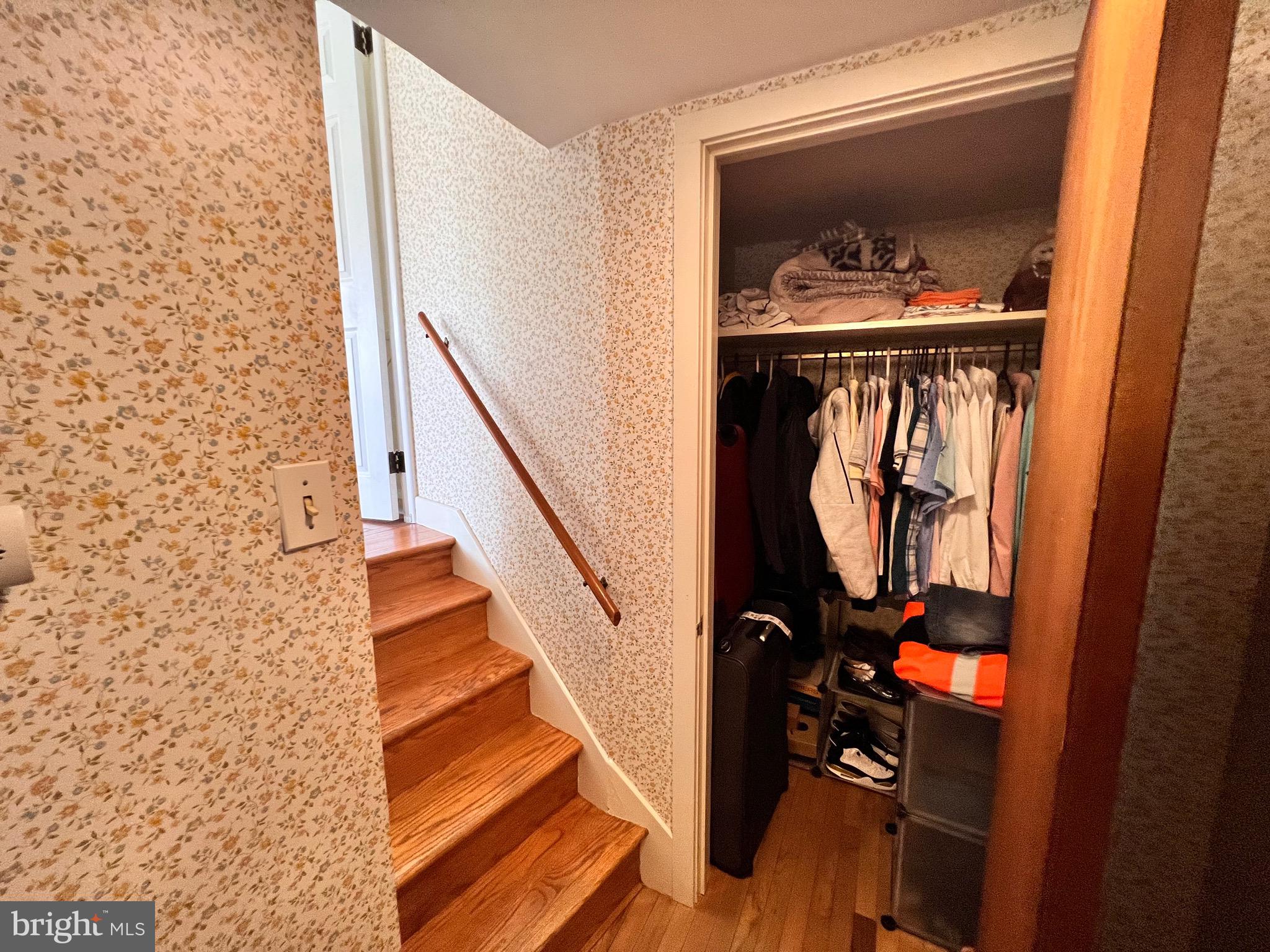 FOX CHASE - Residential