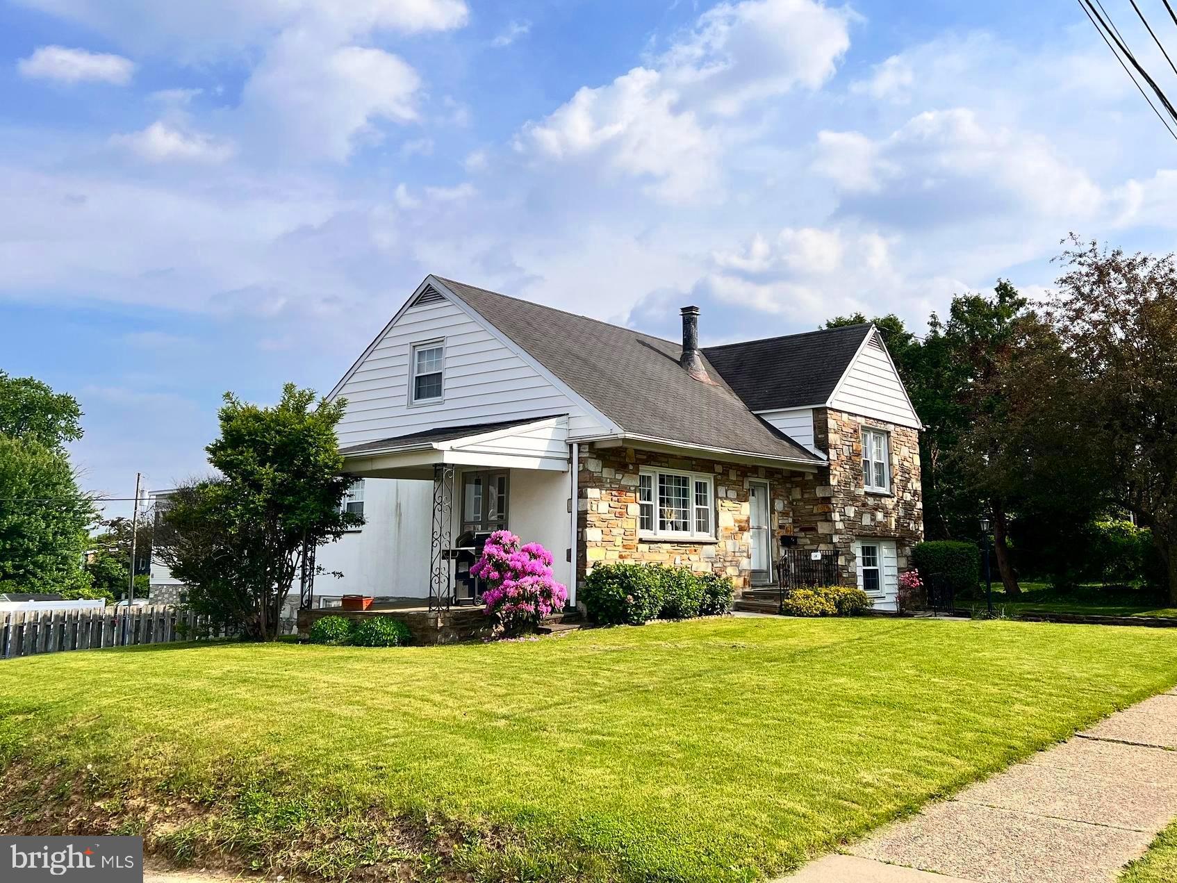 FOX CHASE - Residential