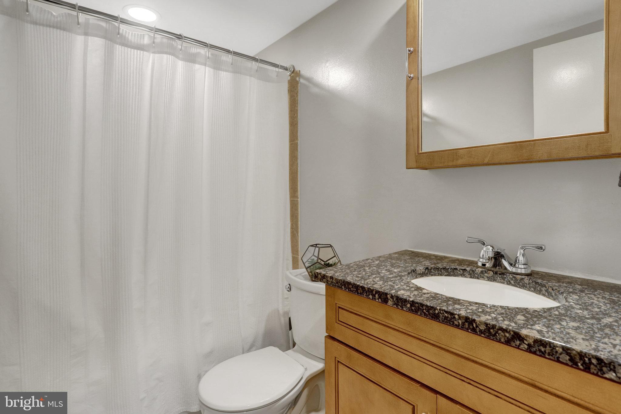 WOODLAKE TOWERS - Residential