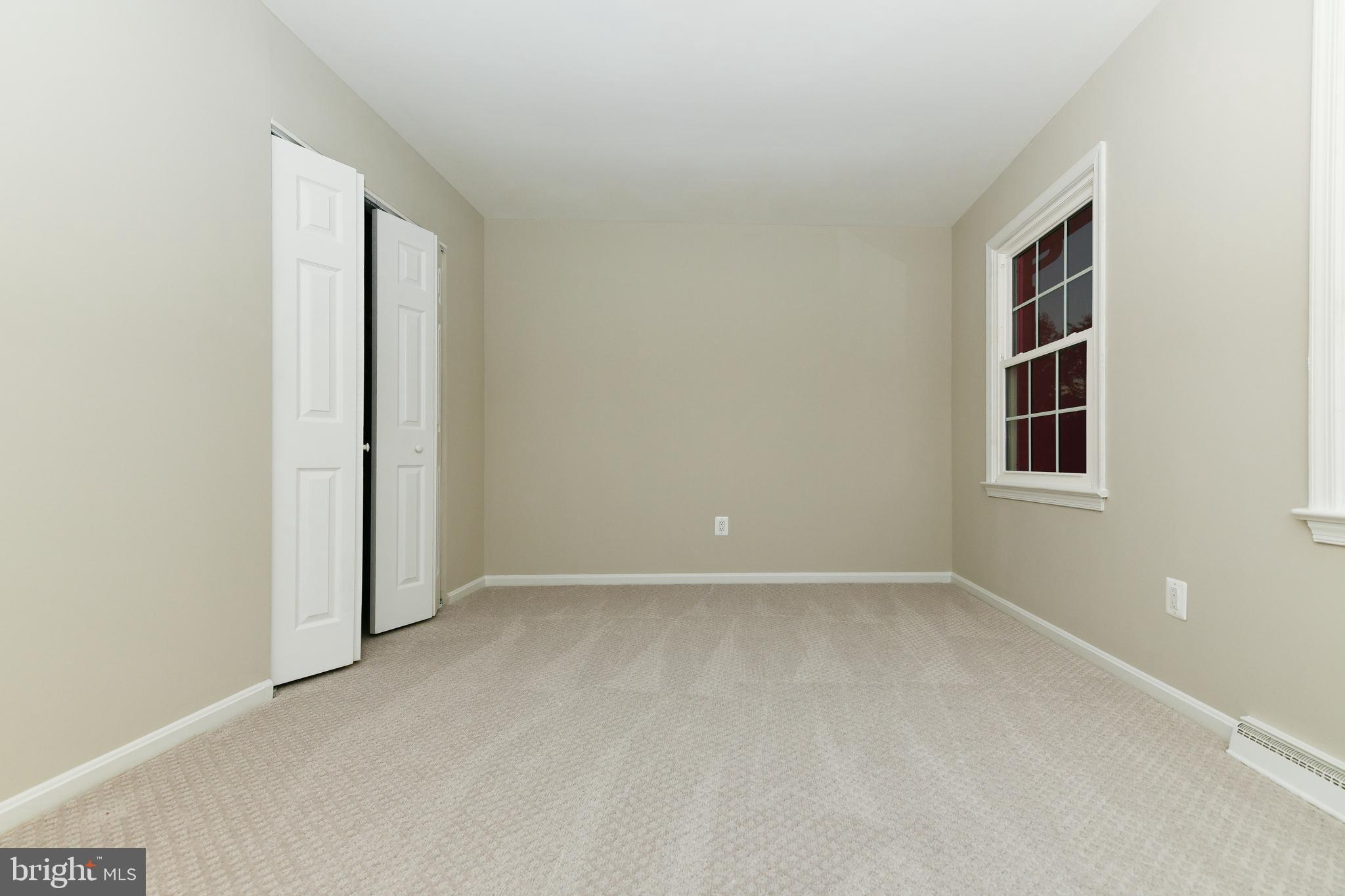 TANTALLON ON THE POTOMAC - Residential