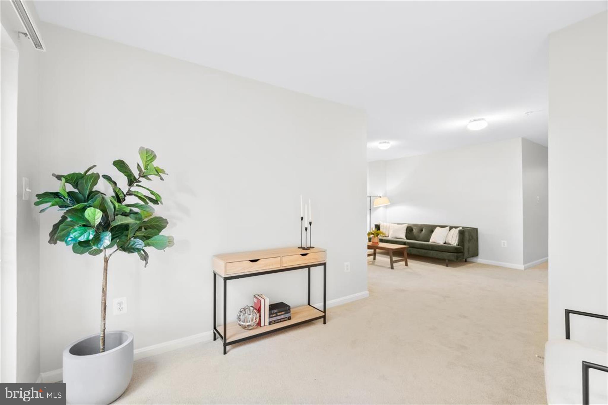 NORTH CROSSING - Residential