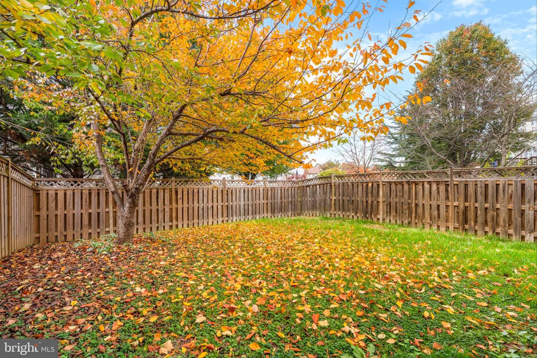 NORTH CROSSING - Residential