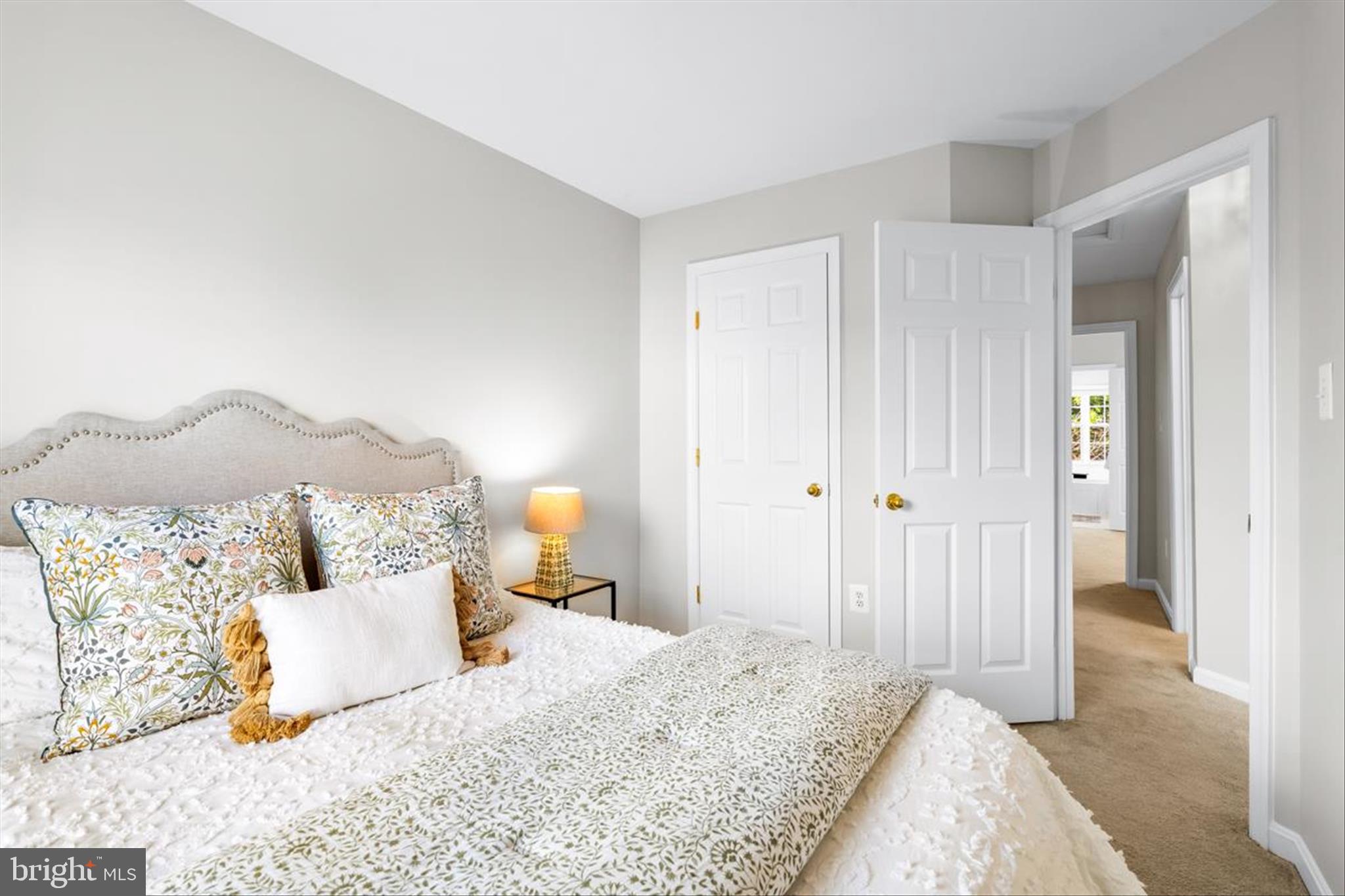 NORTH CROSSING - Residential