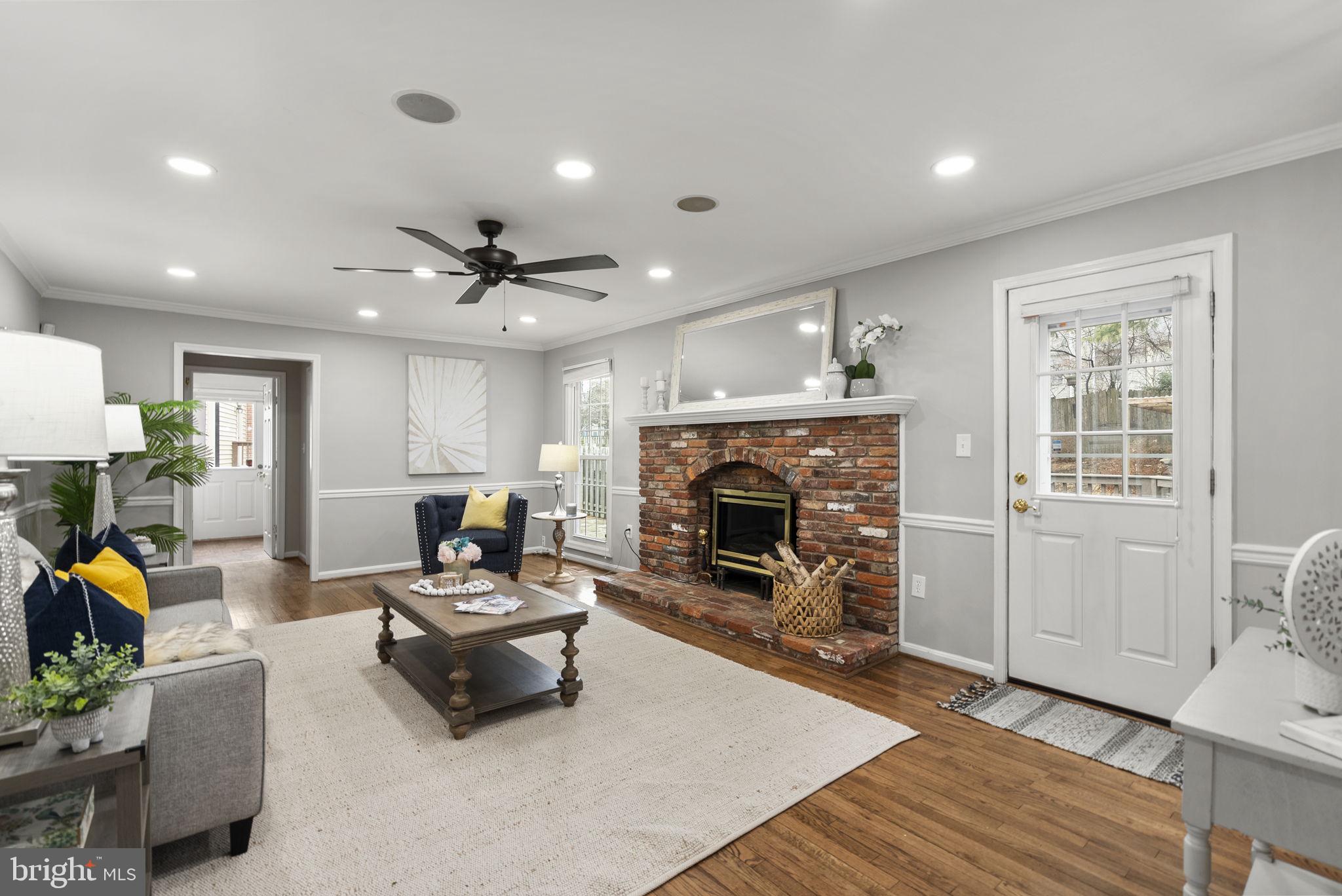 LONGMEAD - Residential