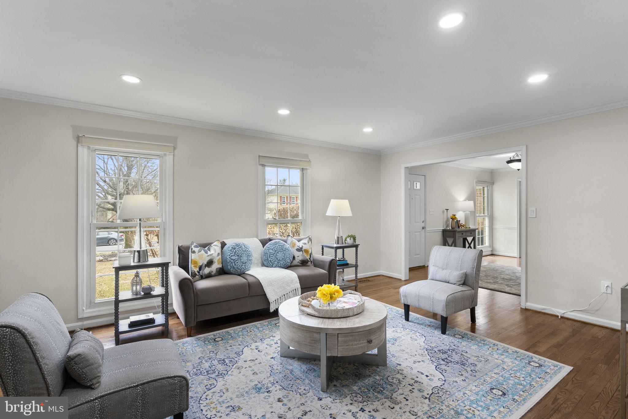 LONGMEAD - Residential
