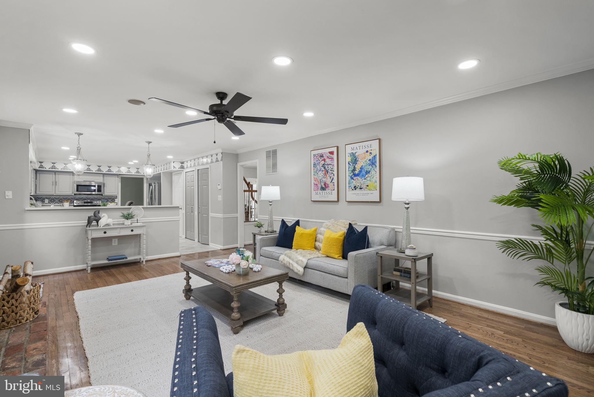 LONGMEAD - Residential