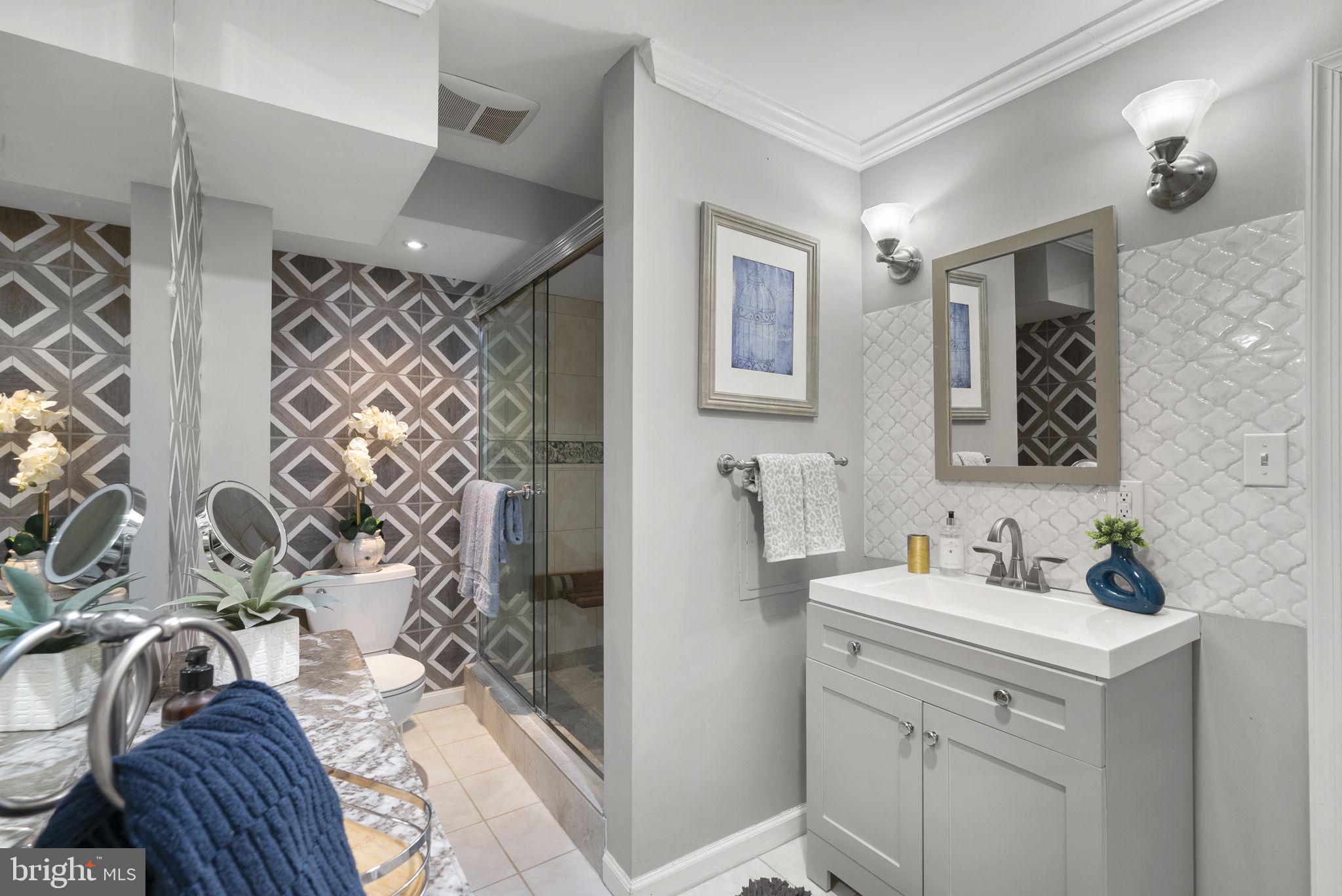 LONGMEAD - Residential