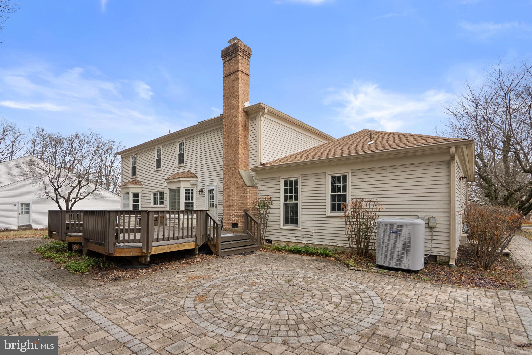 LONGMEAD - Residential