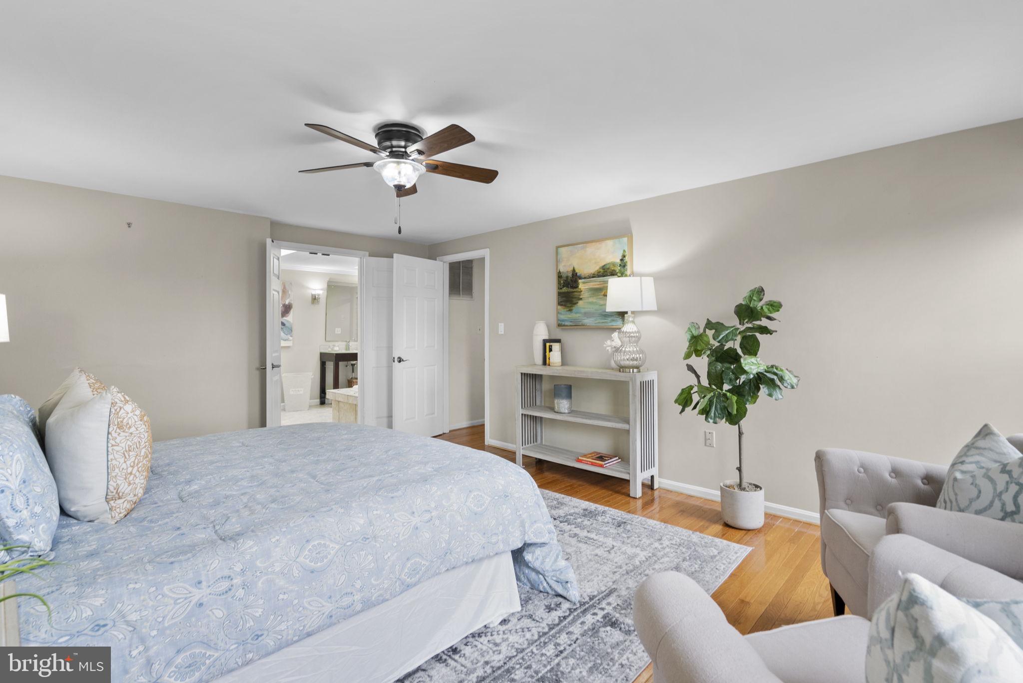 LONGMEAD - Residential