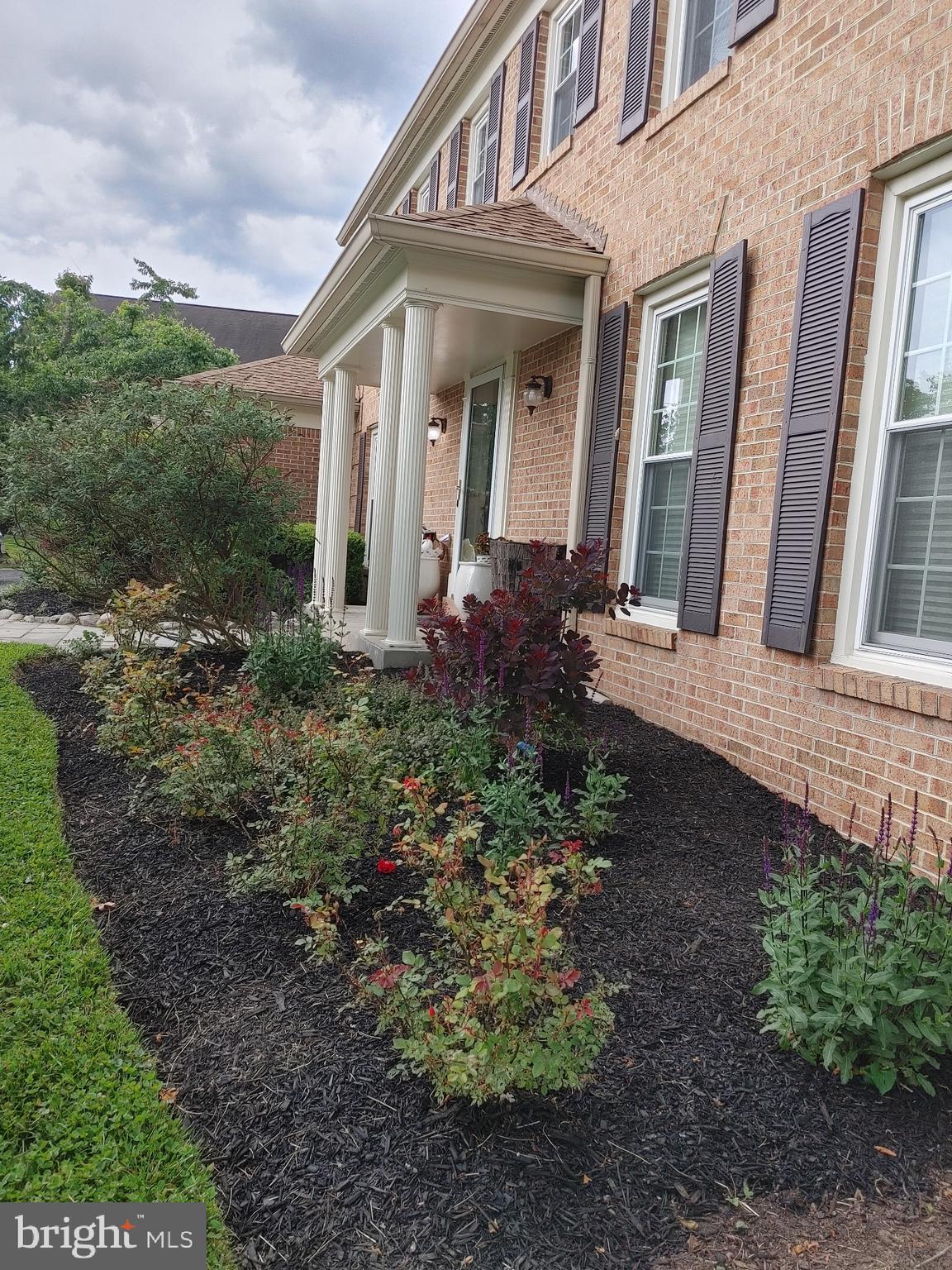 LONGMEAD - Residential