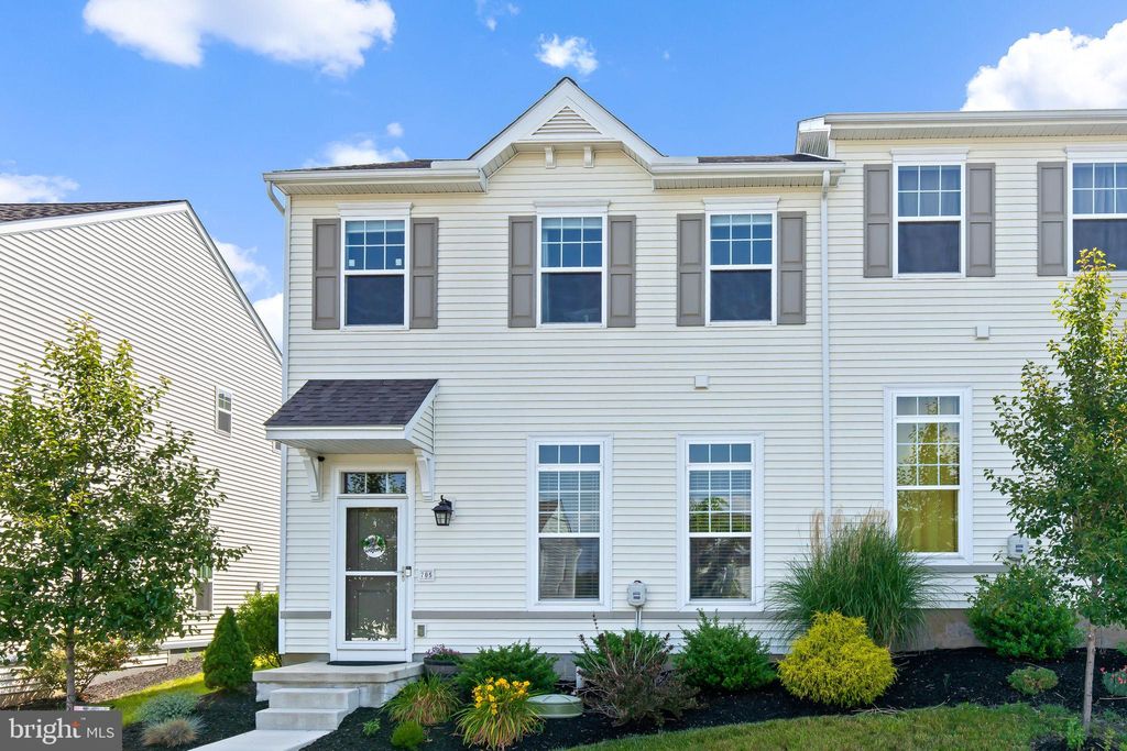 Photo of 705 DANFORTH CIR, WILLOW STREET, PA 17584 (MLS # PALA2036040)