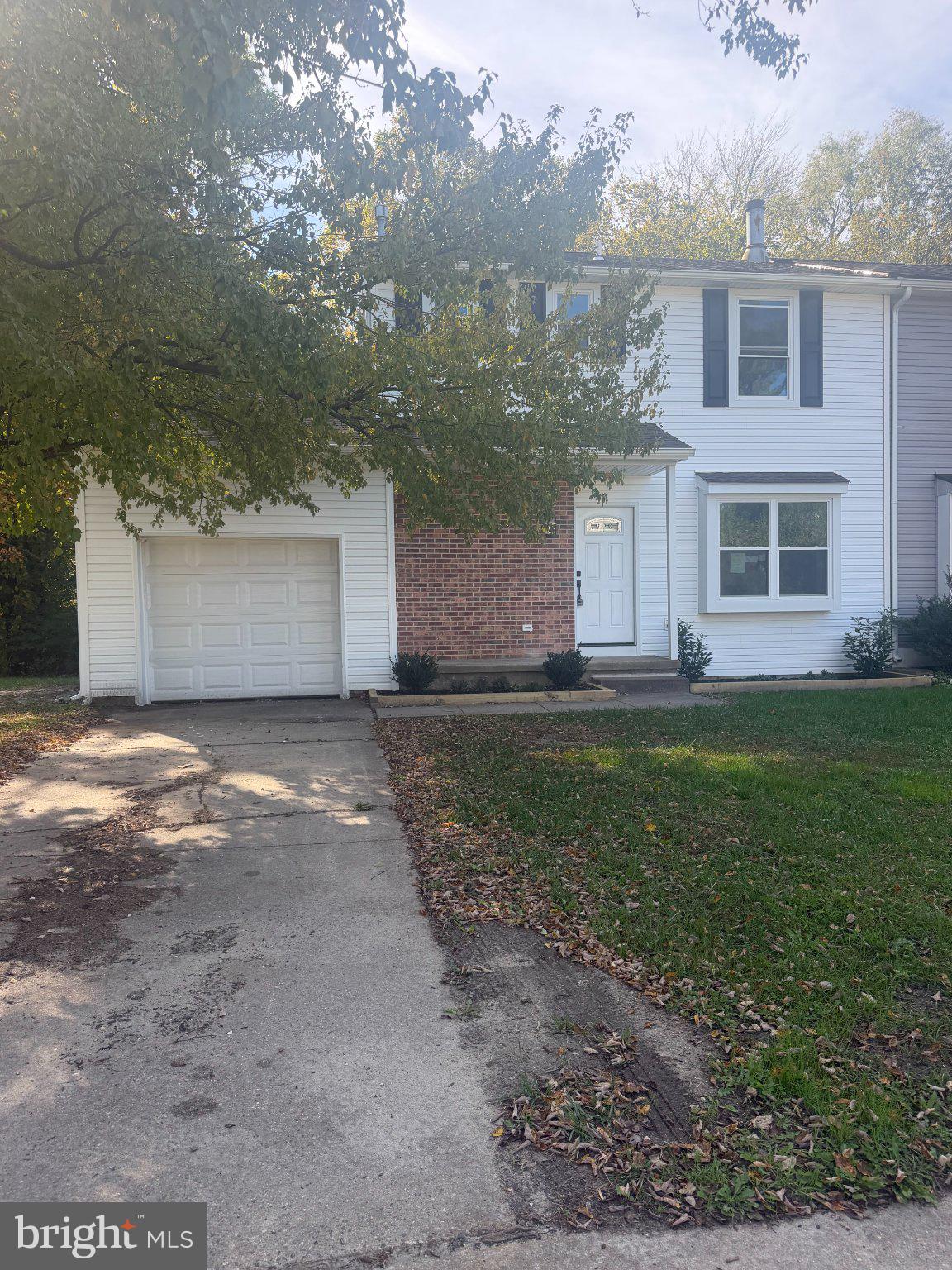 39 BRAMBLING LANE