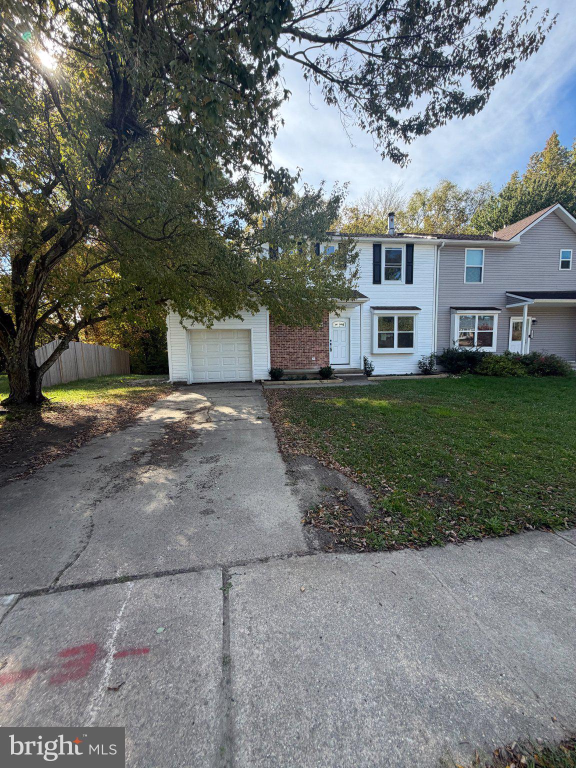 39 BRAMBLING LANE