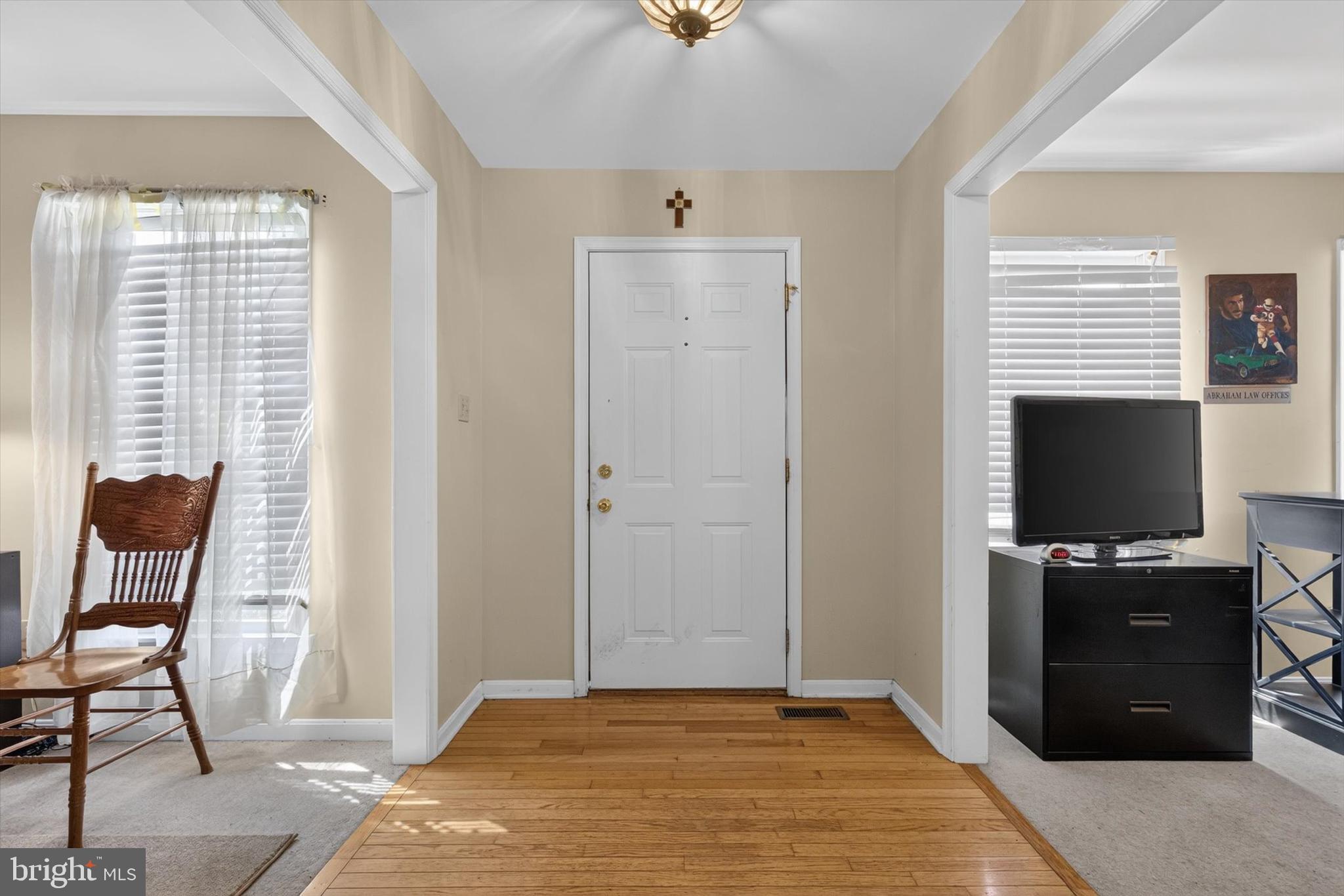 212 FOX GROVE PLACE