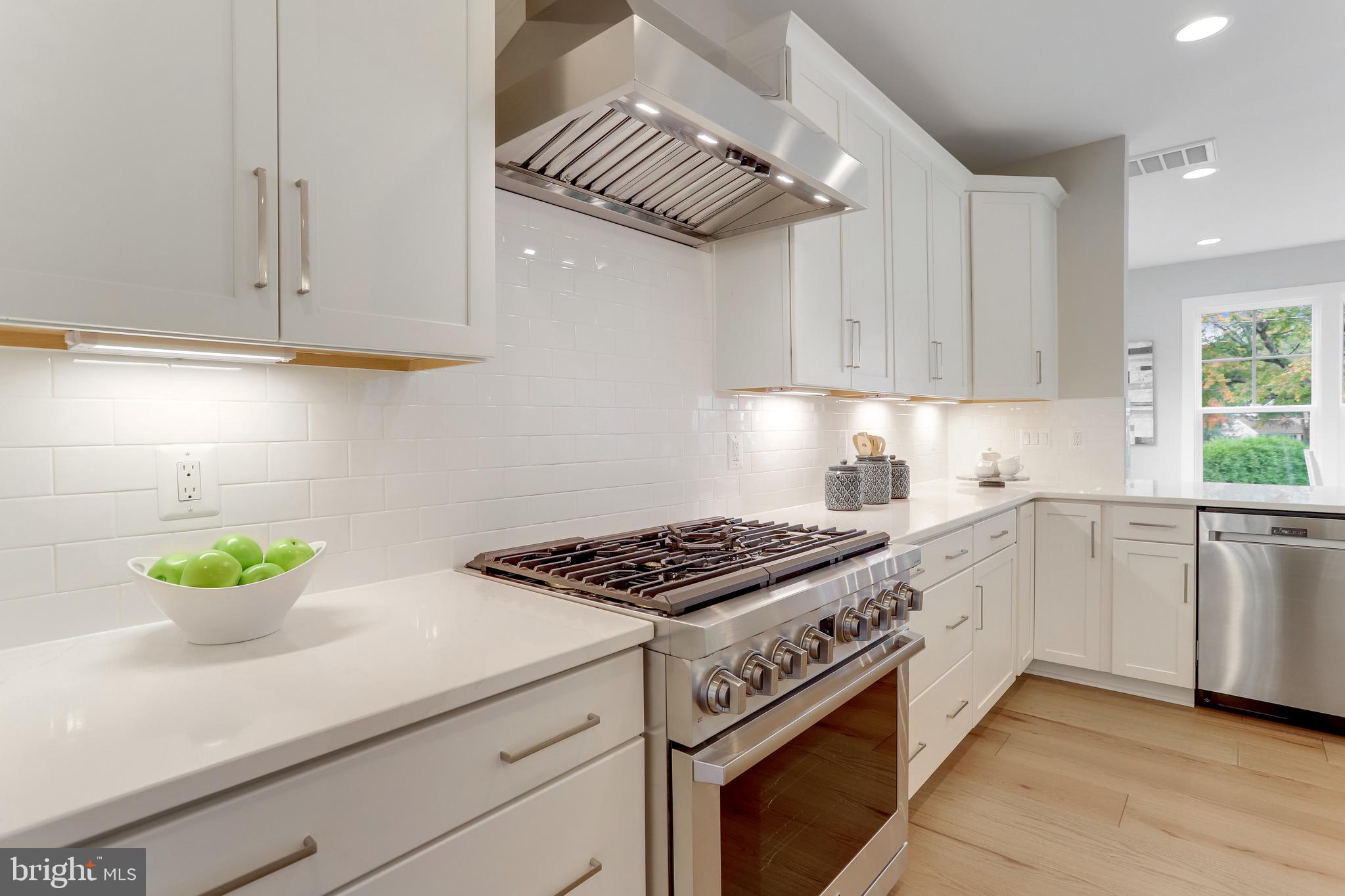 WAKEFIELD FOREST - Residential