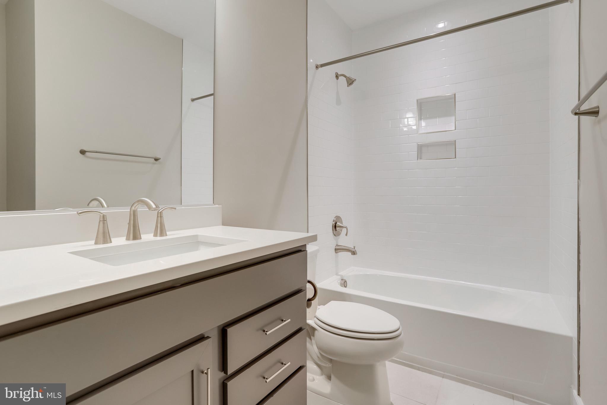 WAKEFIELD FOREST - Residential