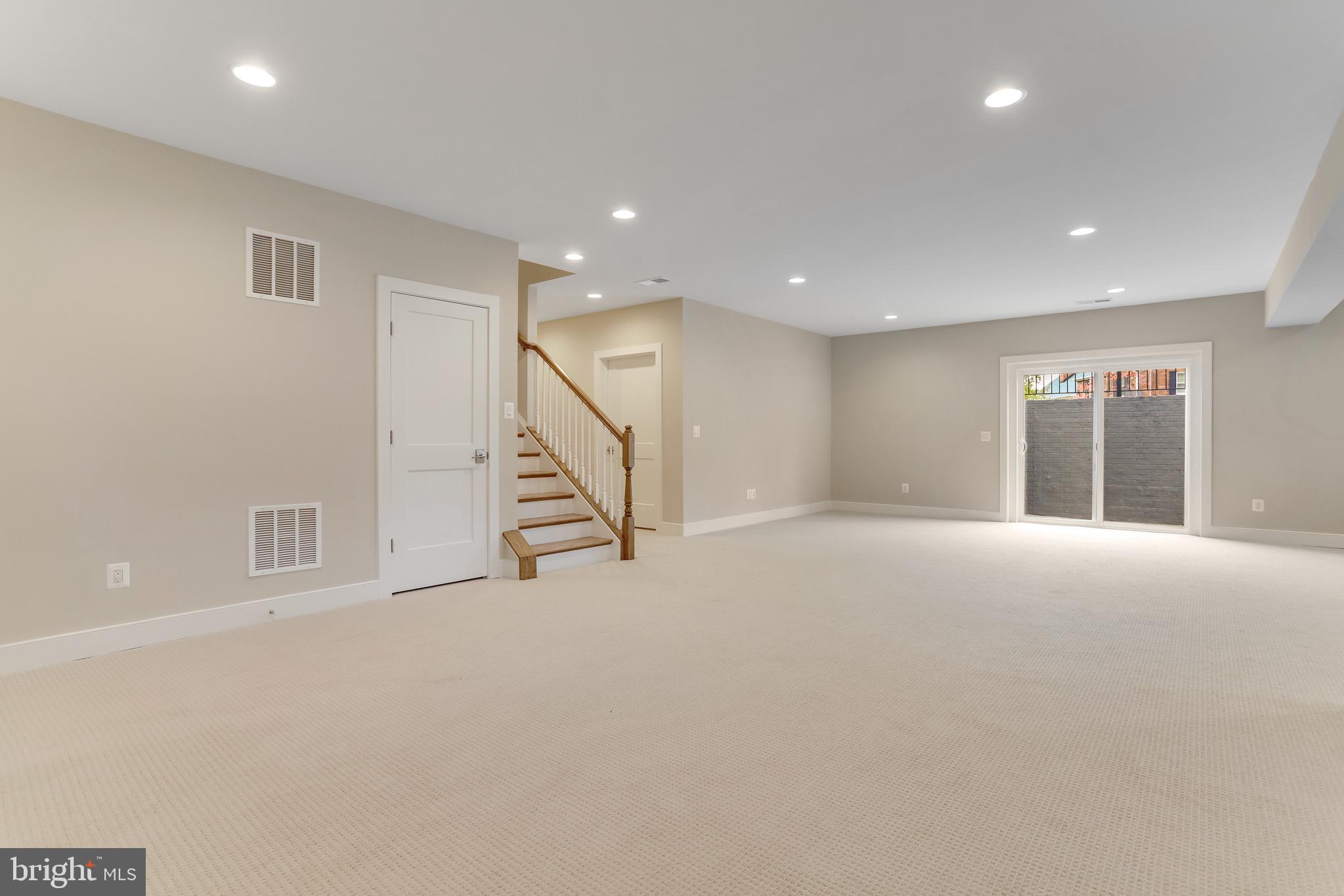 WAKEFIELD FOREST - Residential