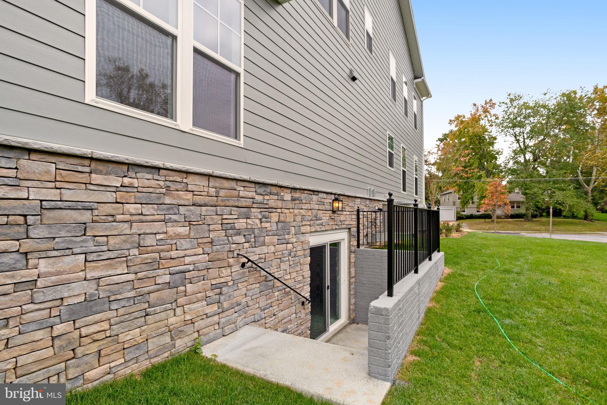 WAKEFIELD FOREST - Residential