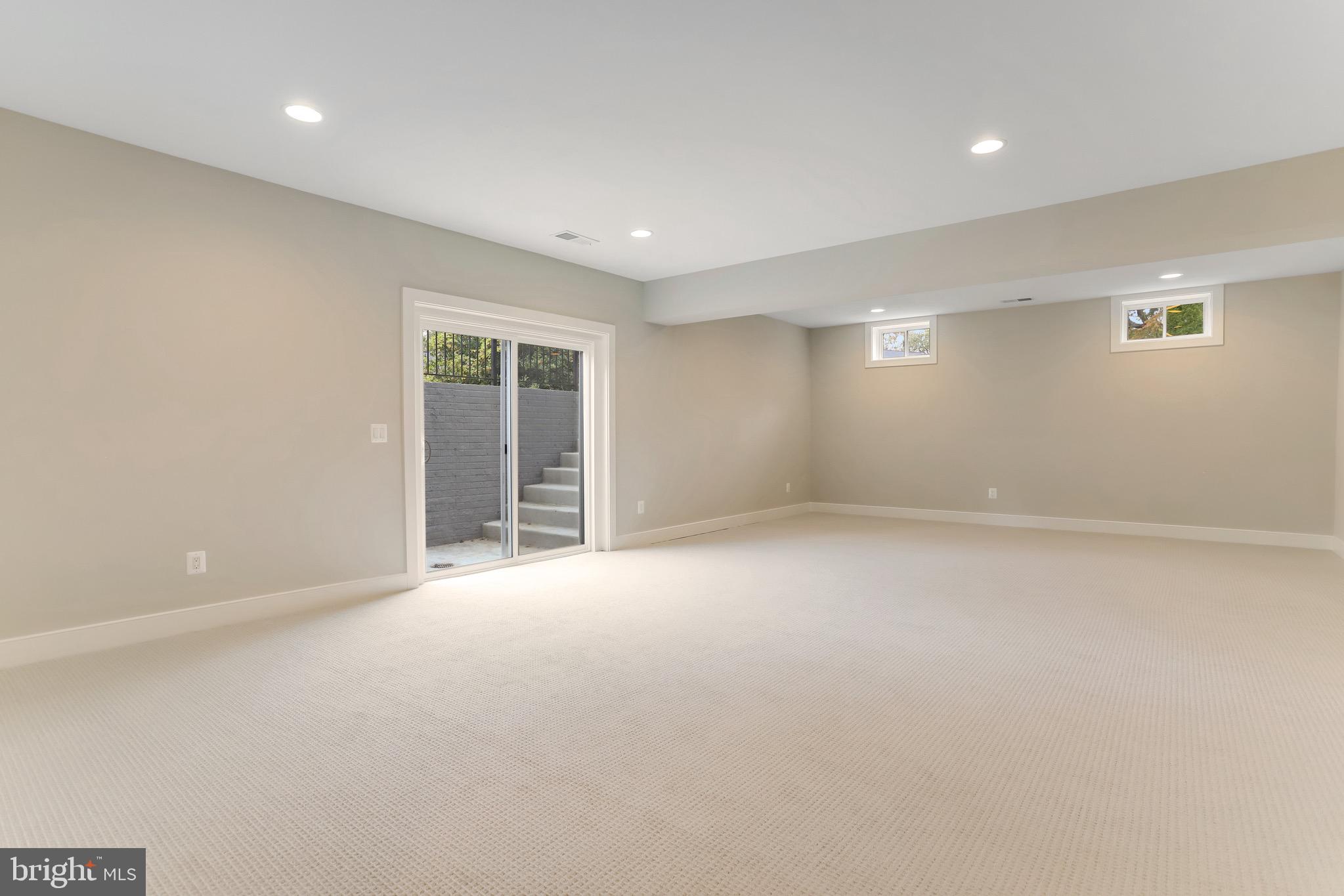 WAKEFIELD FOREST - Residential