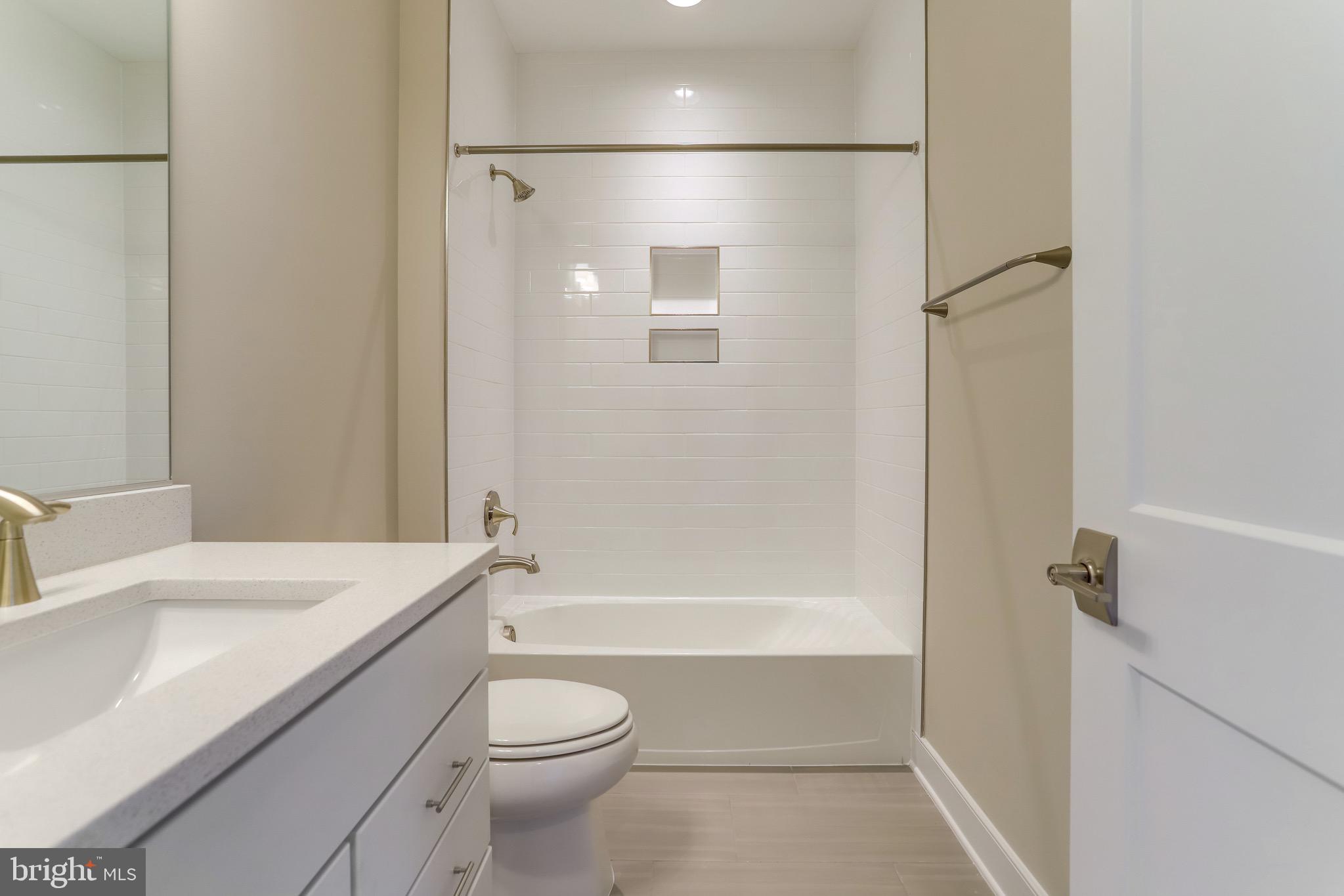 WAKEFIELD FOREST - Residential