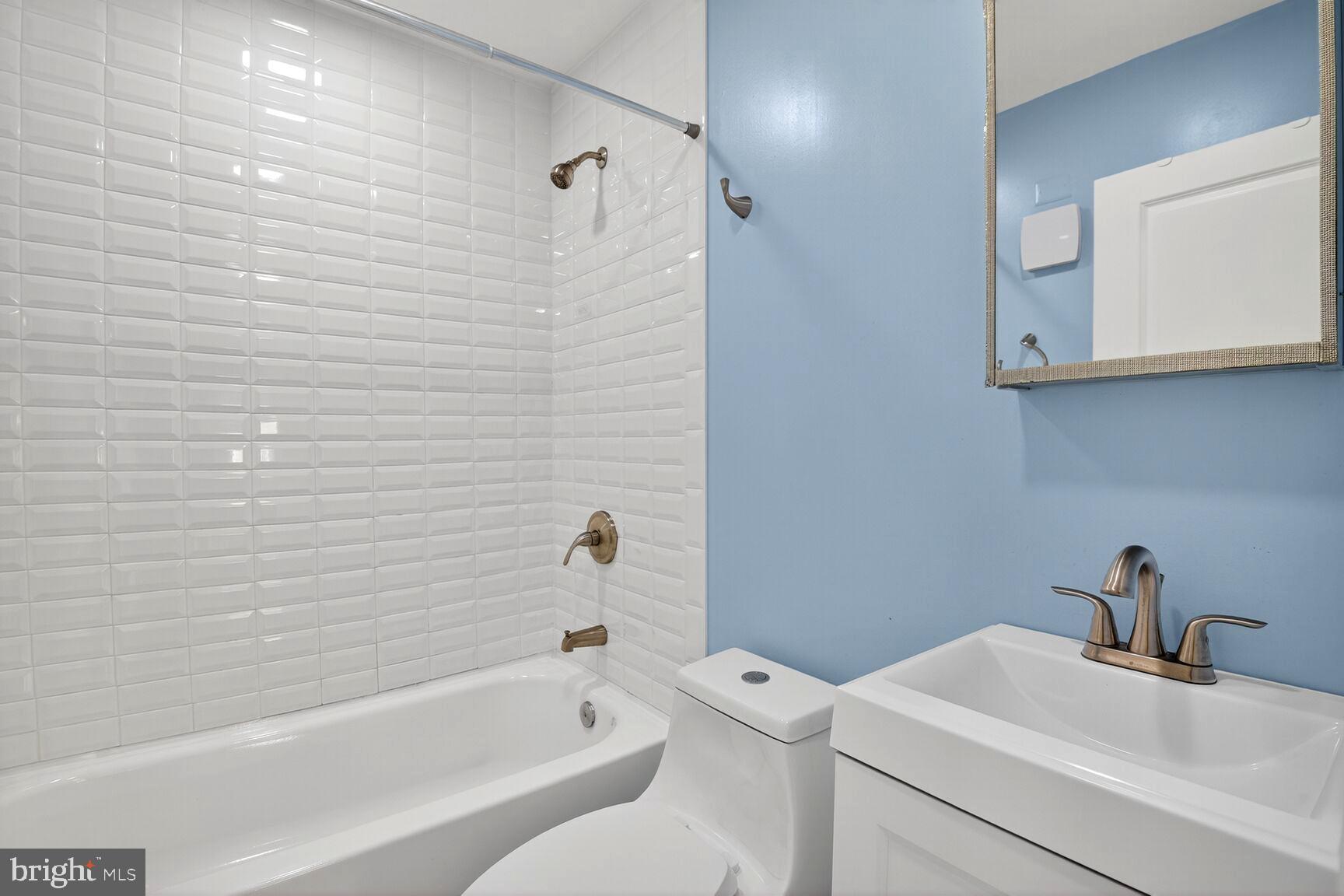 LANGLEY PARK - Residential