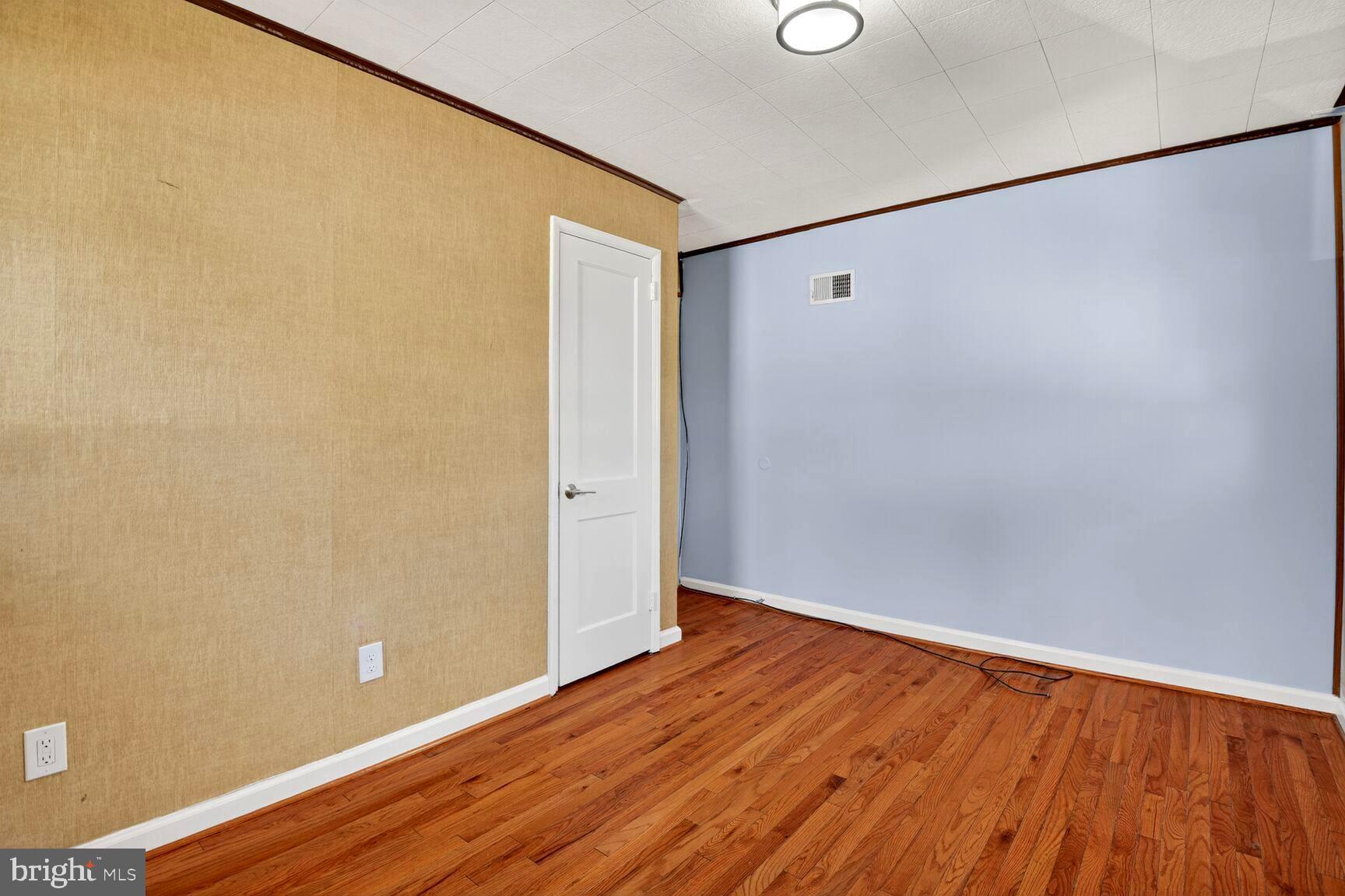 LANGLEY PARK - Residential