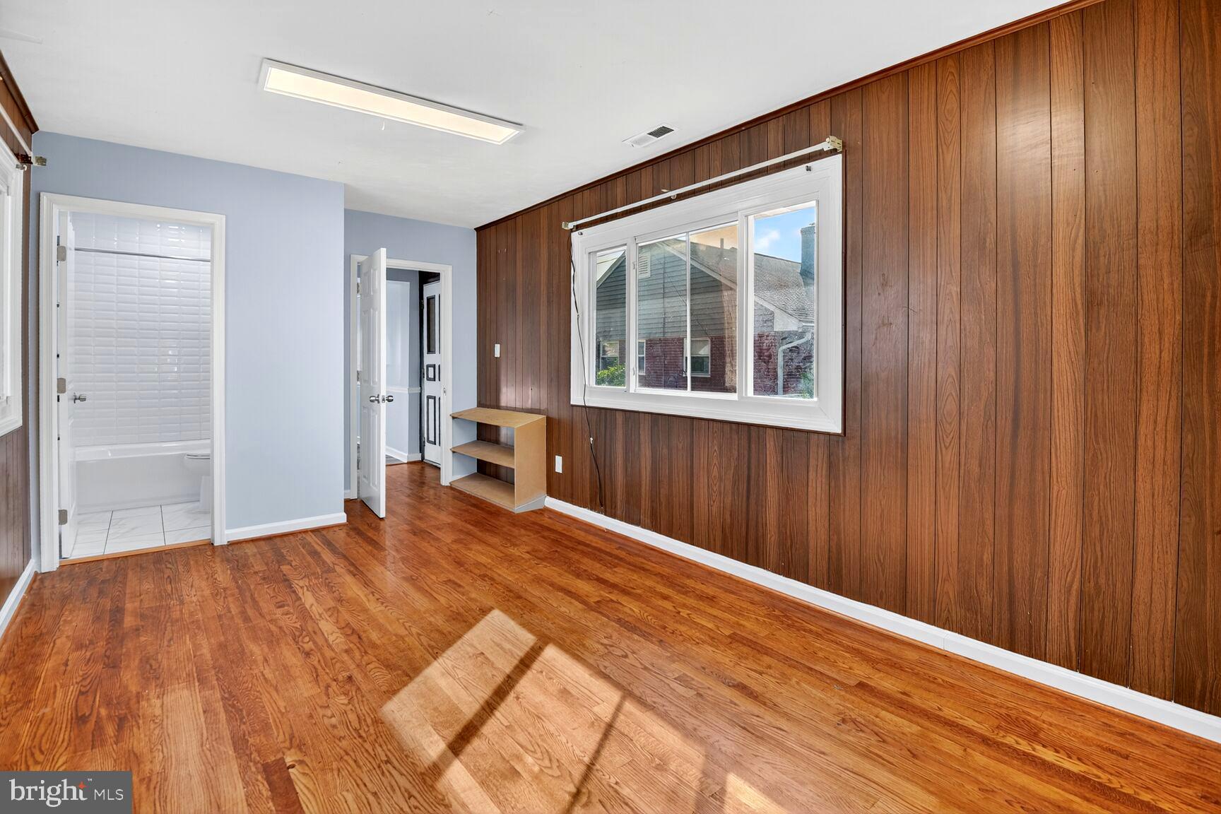 LANGLEY PARK - Residential