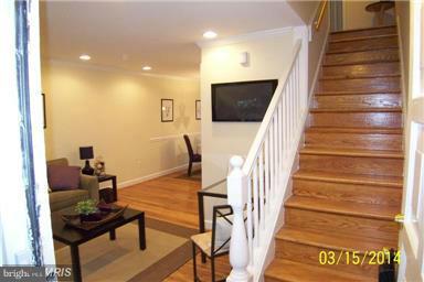 ARLINGTON COURT - Residential Lease