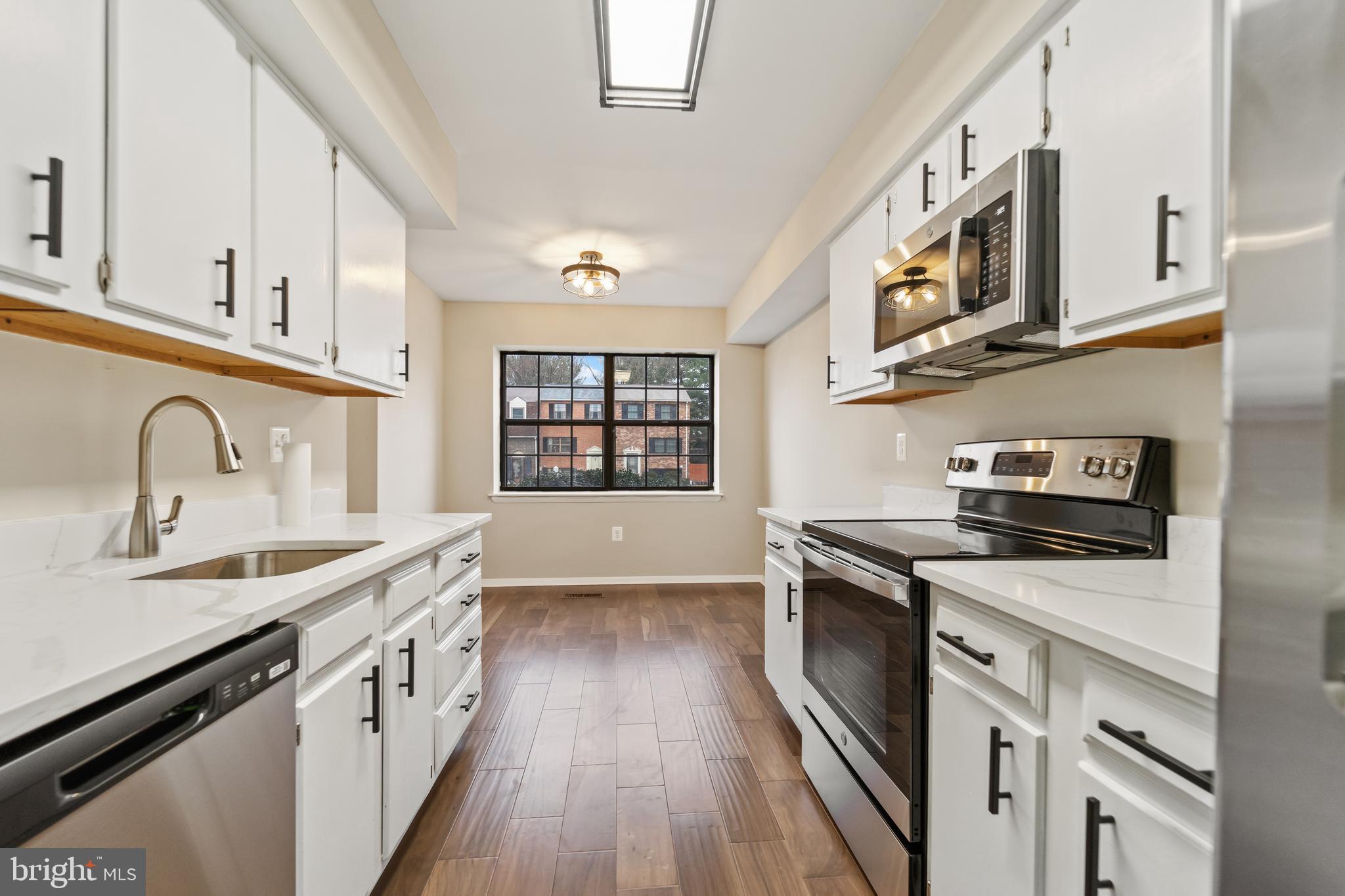 BROADFIELD AT WILTON FARM - Residential