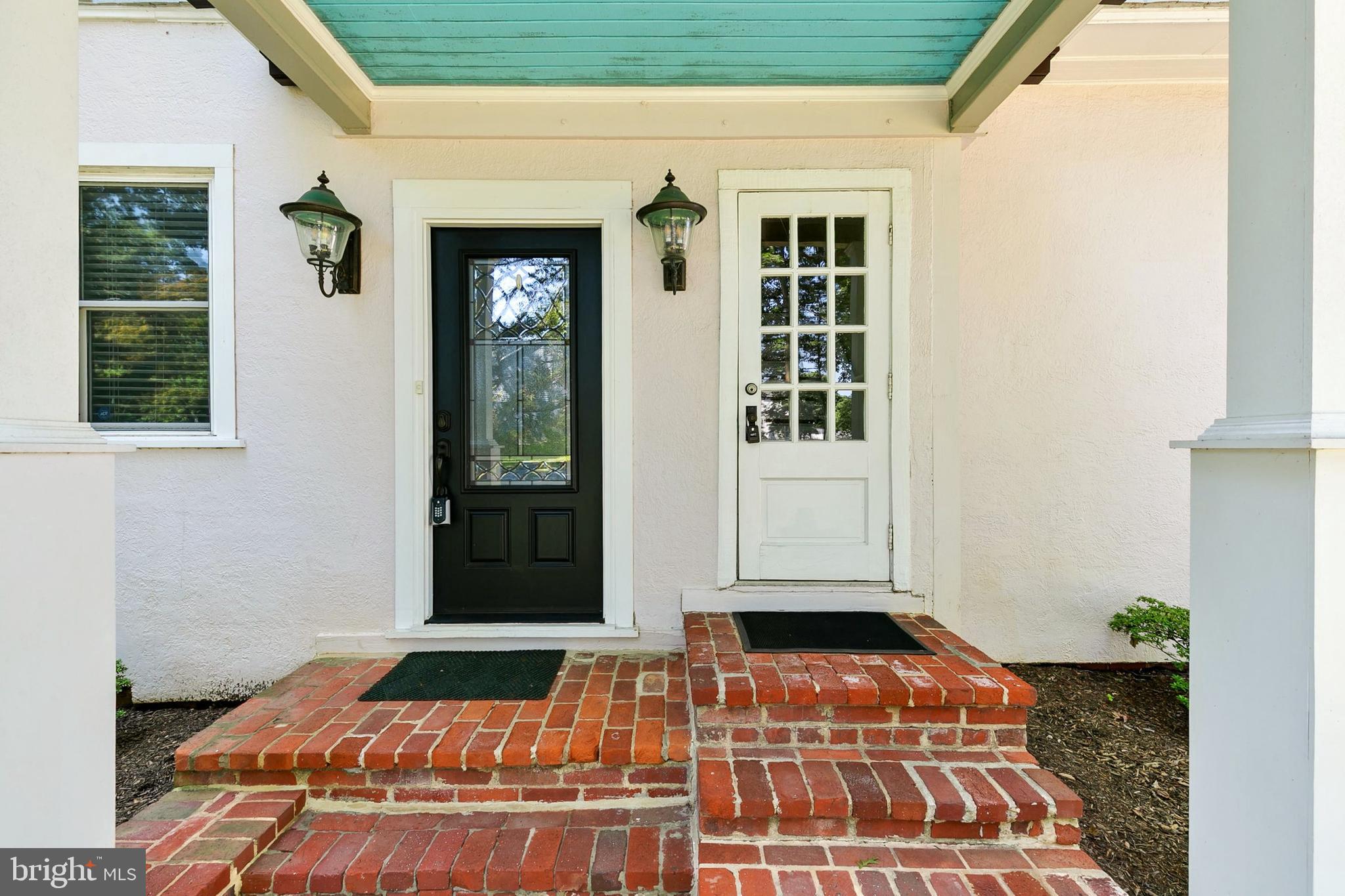 301 CENTRAL AVENUE