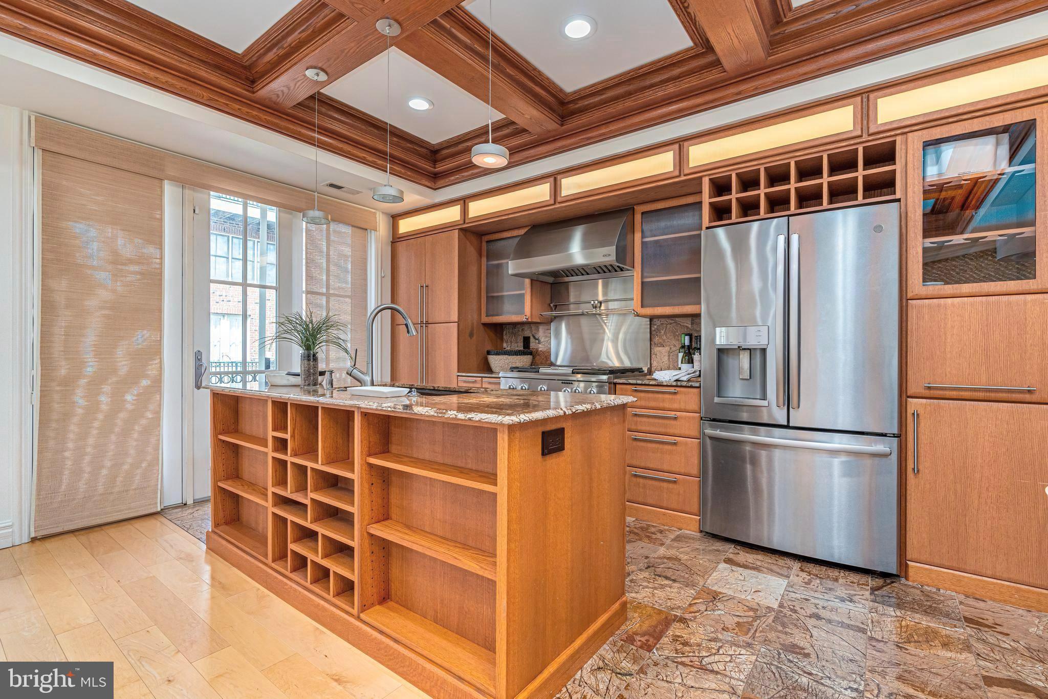 MOORINGS - Residential