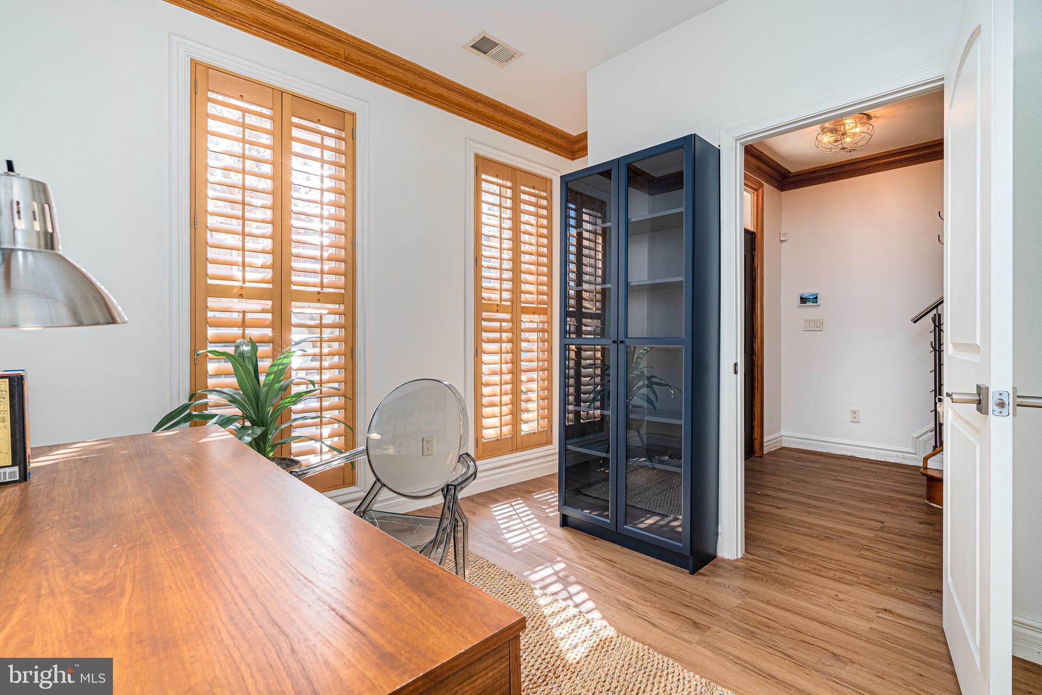 MOORINGS - Residential