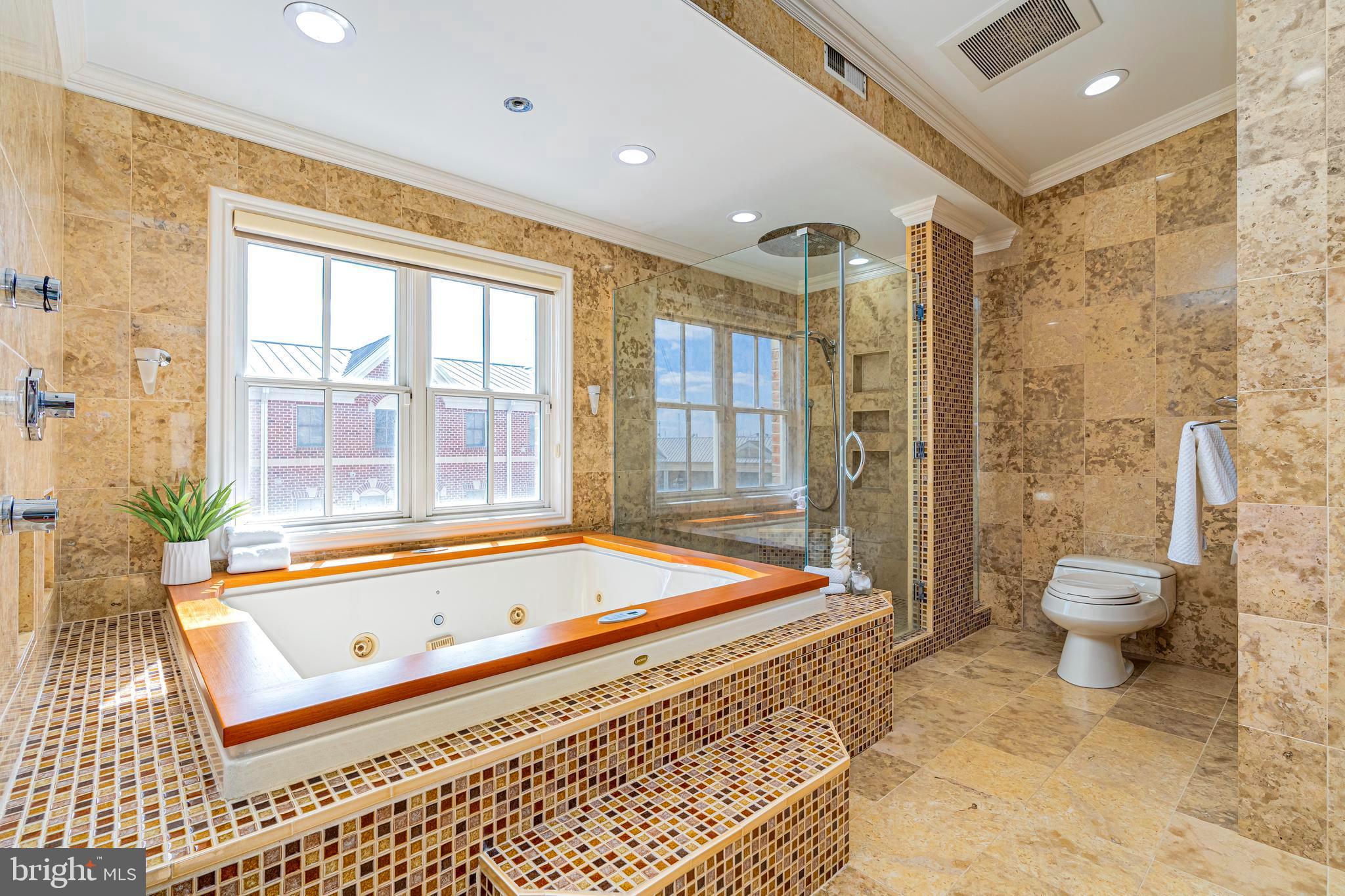 MOORINGS - Residential