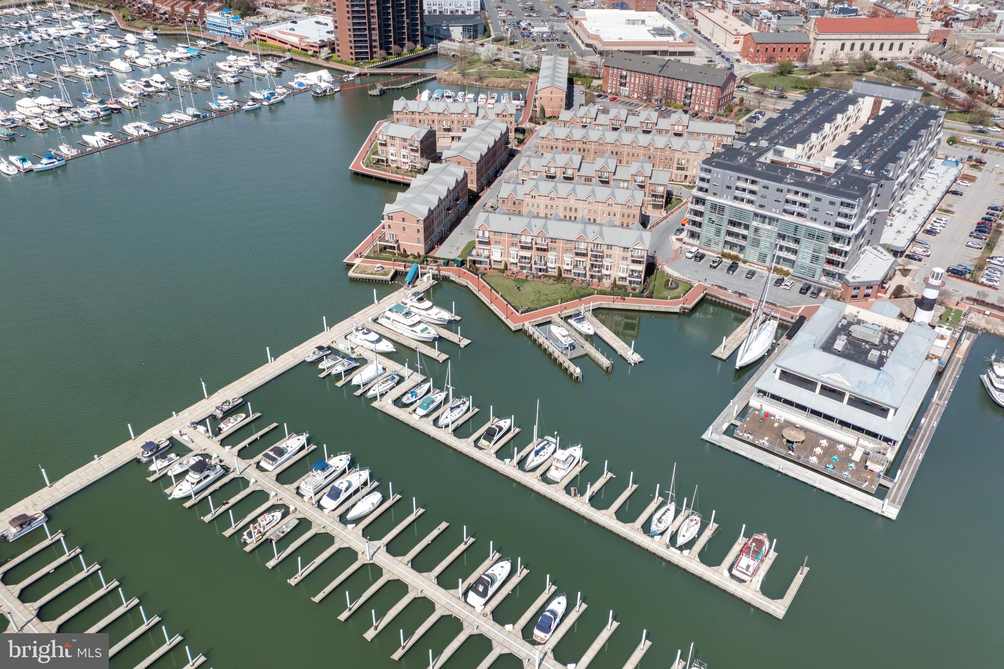 MOORINGS - Residential